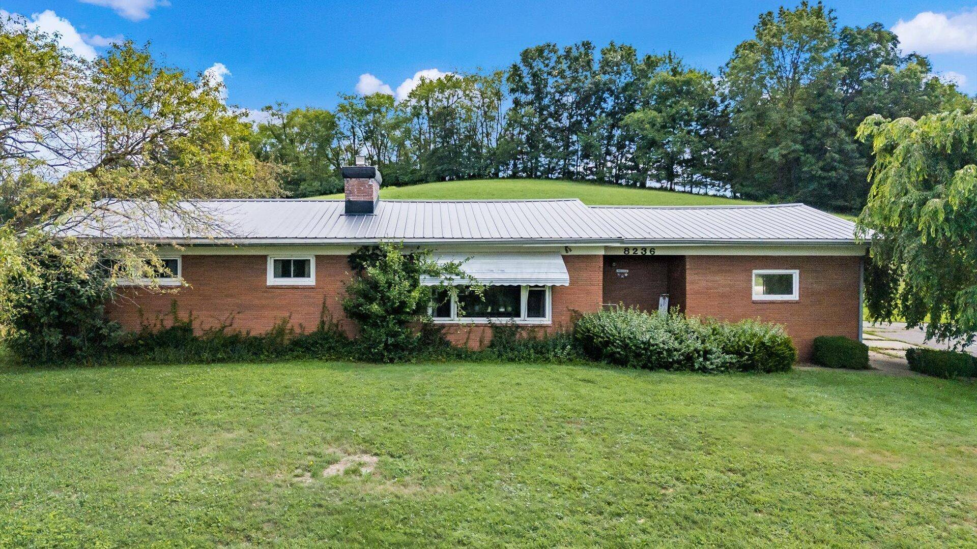 Frazeysburg, OH 43822,8236 Pleasant Valley Road