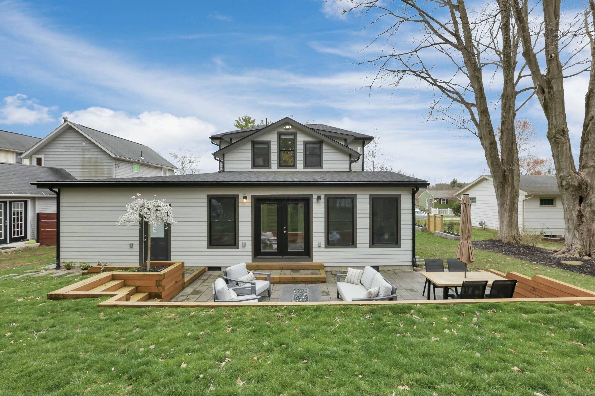 Granville, OH 43023,338 E Maple Street