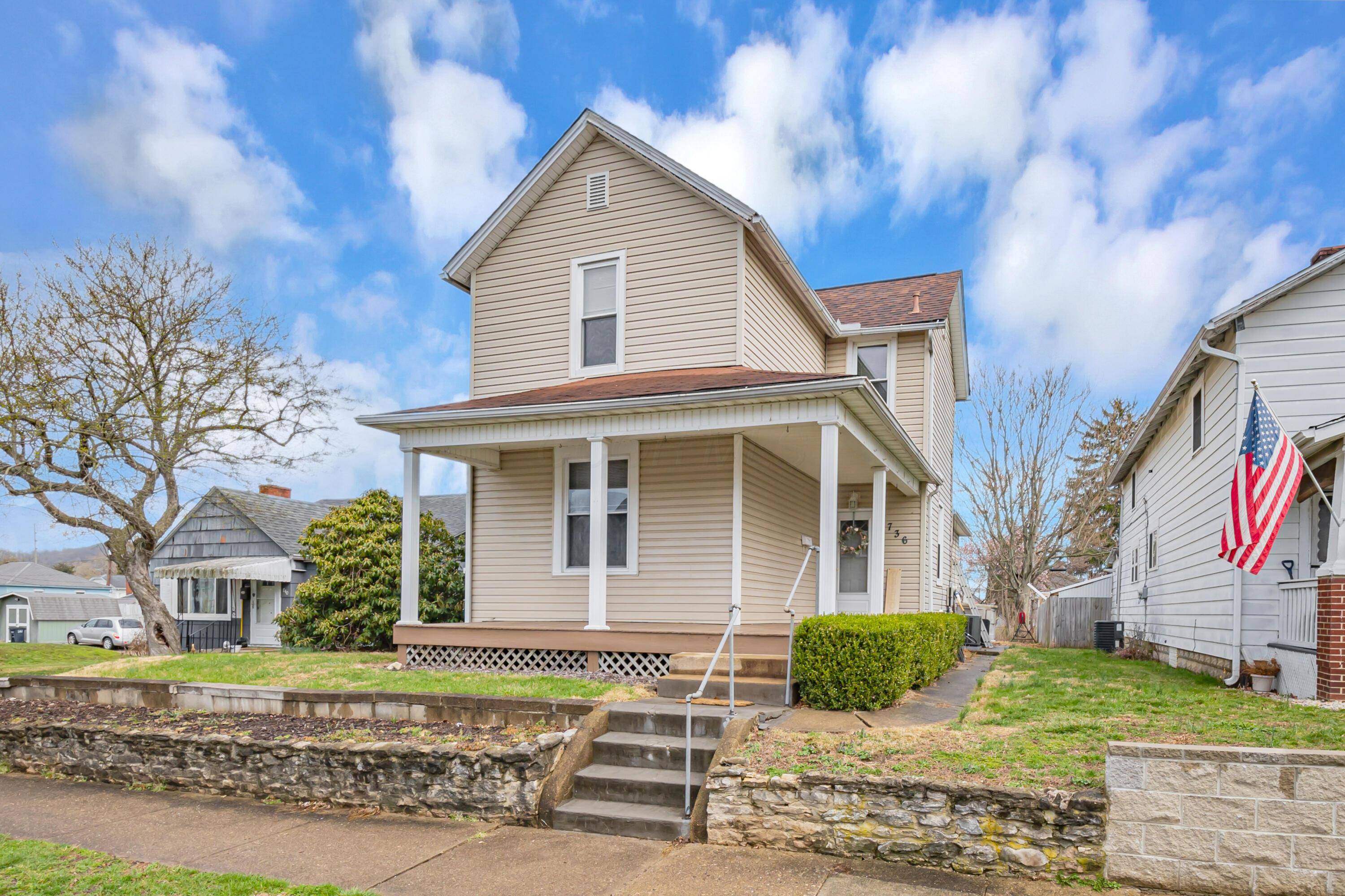 Lancaster, OH 43130,736 Garfield Avenue