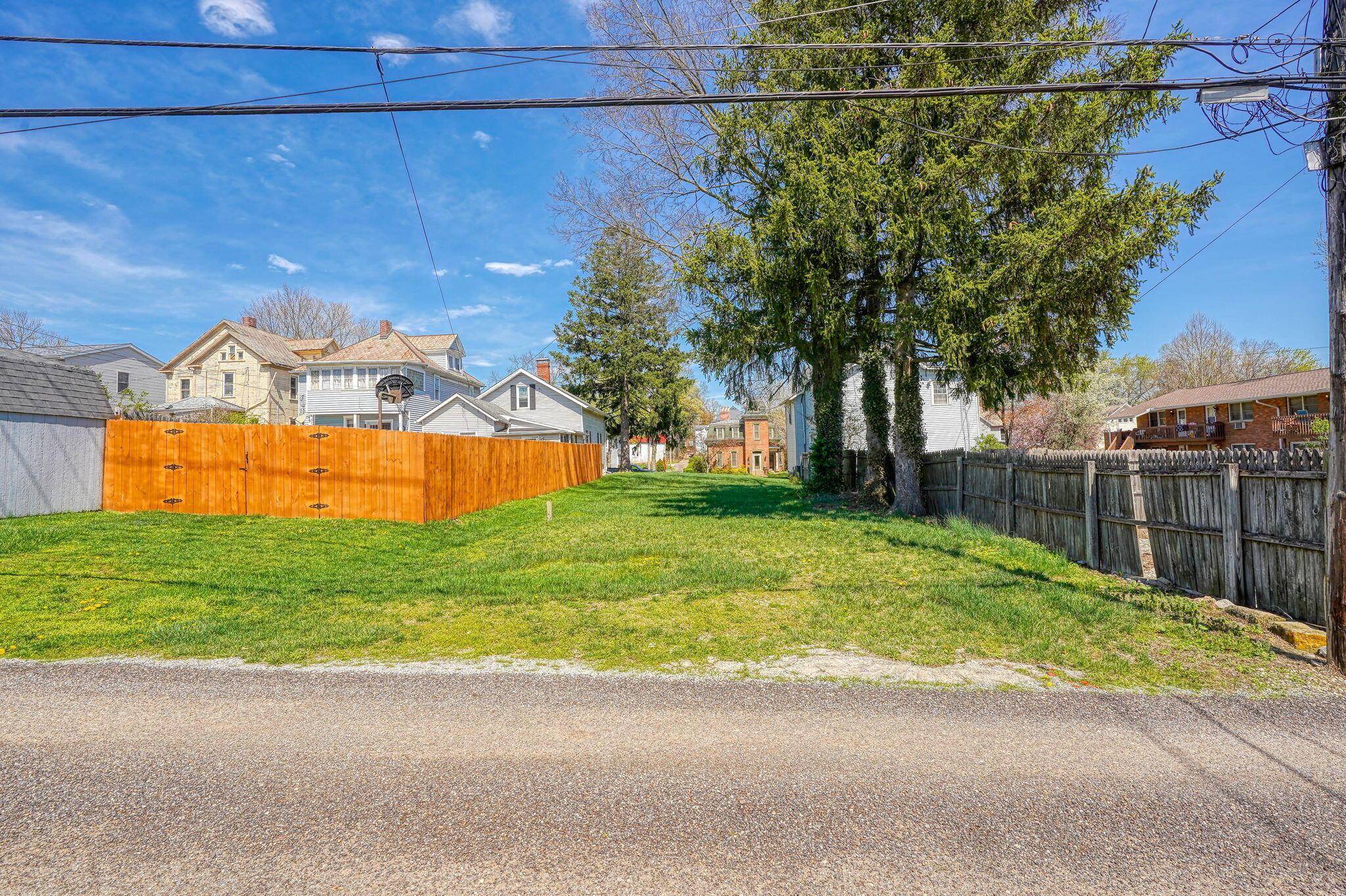 Lancaster, OH 43130,330 E Wheeling Street