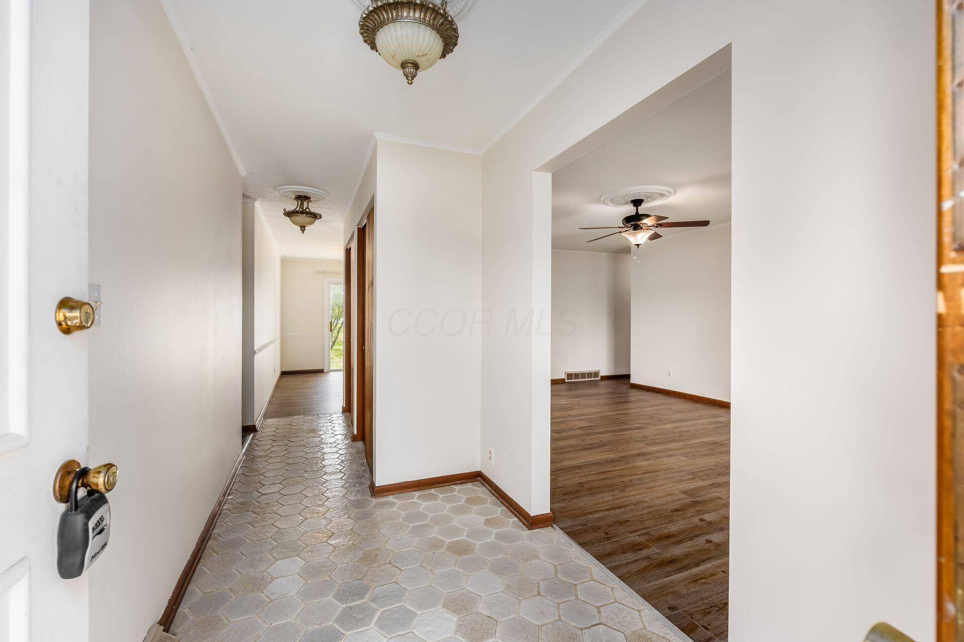London, OH 43140,306 Northview Drive