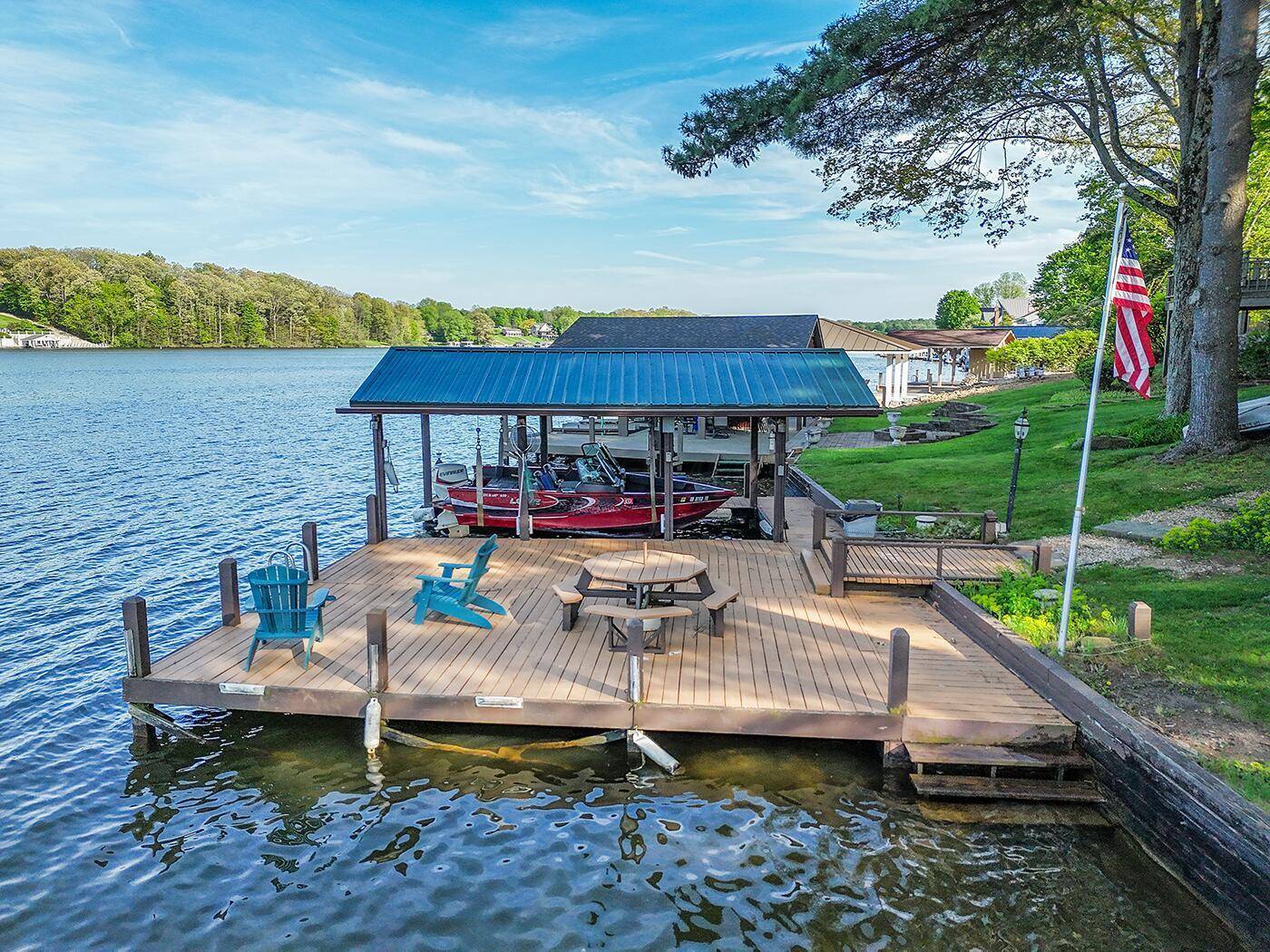 Howard, OH 43028,461 Lakeview Heights Drive