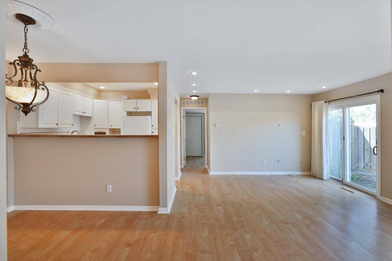 Columbus, OH 43220,1558 Lafayette Drive #A
