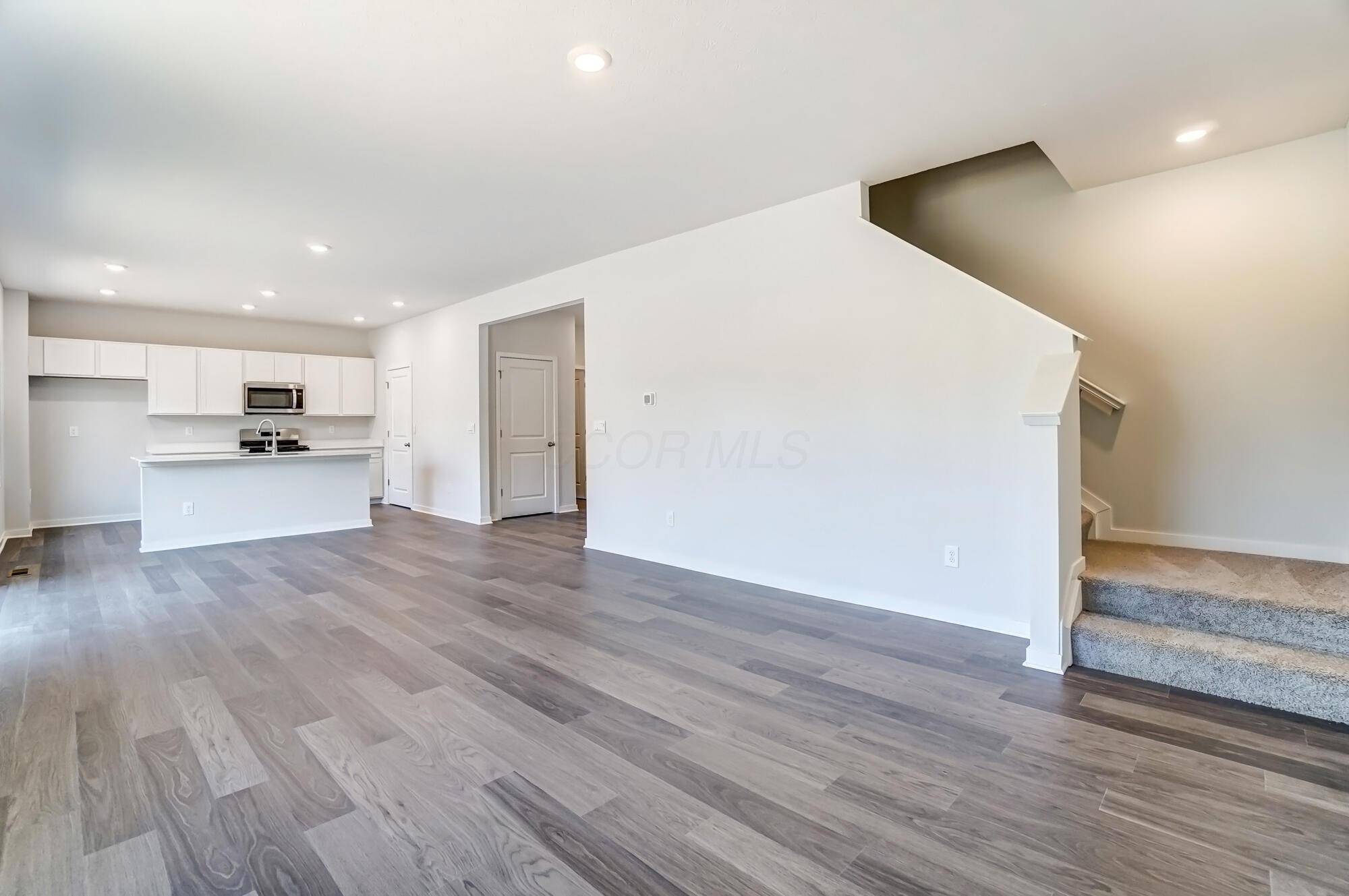 Newark, OH 43055,160 Oak Valley Ct
