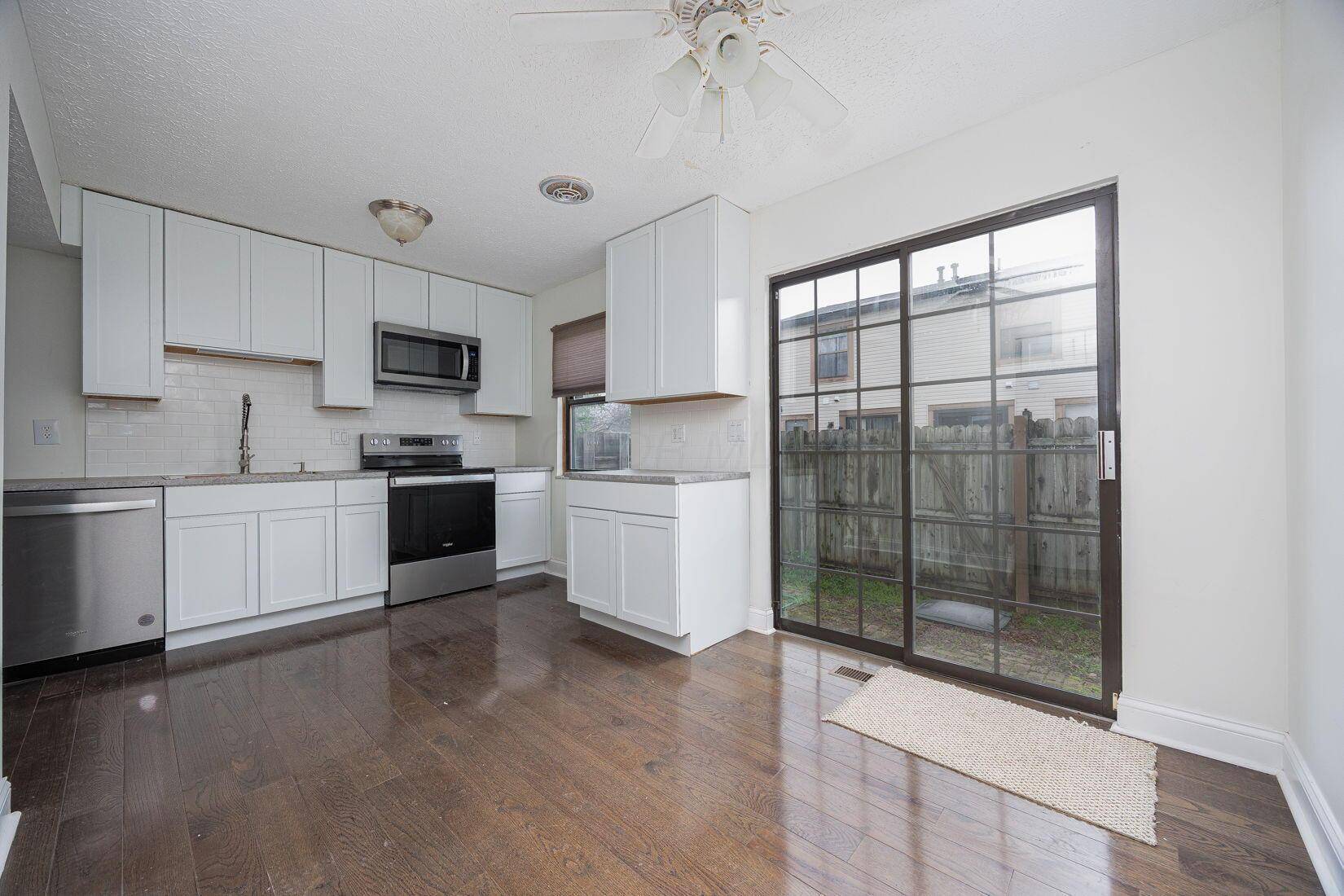 Columbus, OH 43085,7684 Alta View Boulevard #108