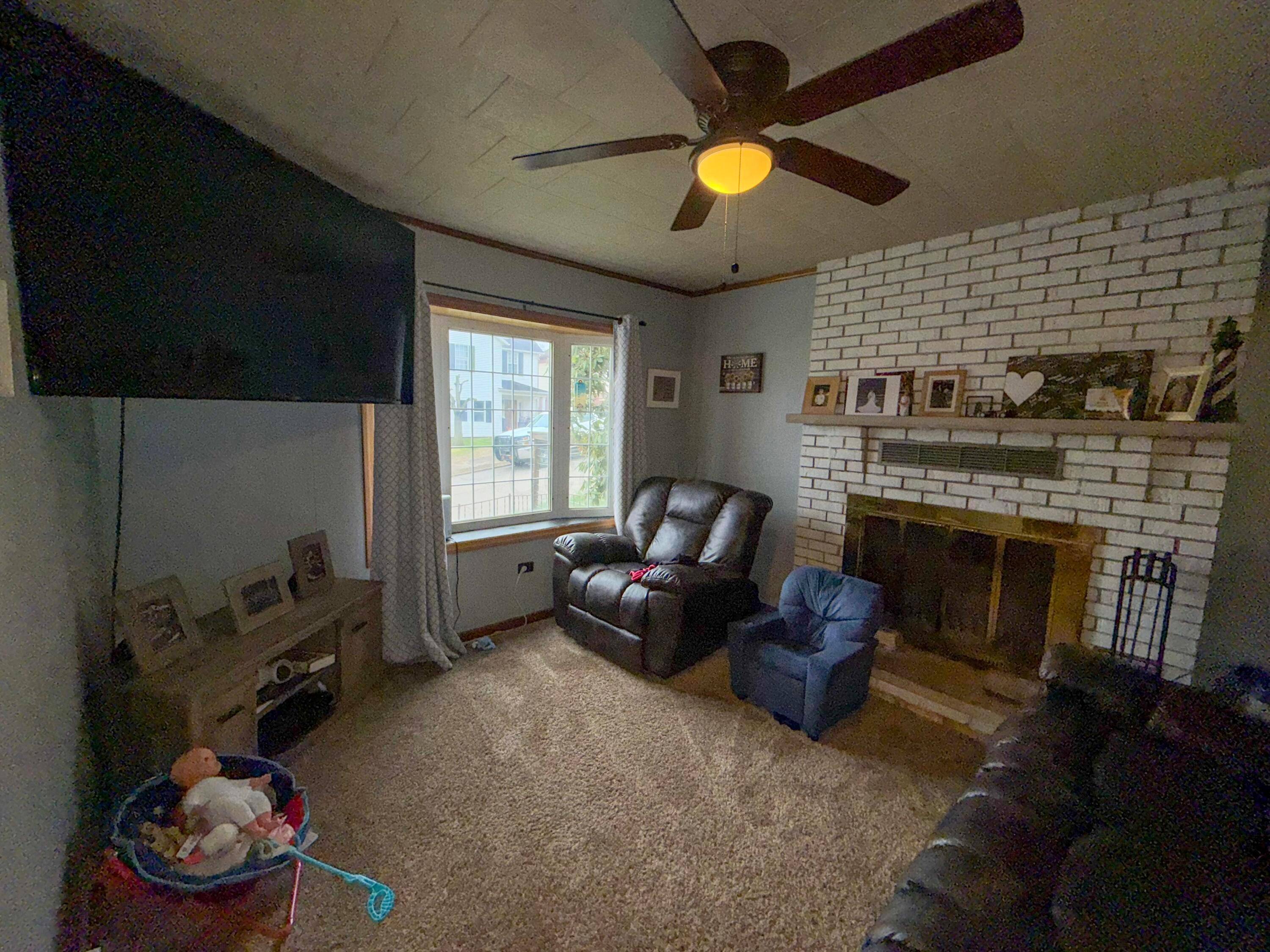 Crooksville, OH 43731,115 High Street