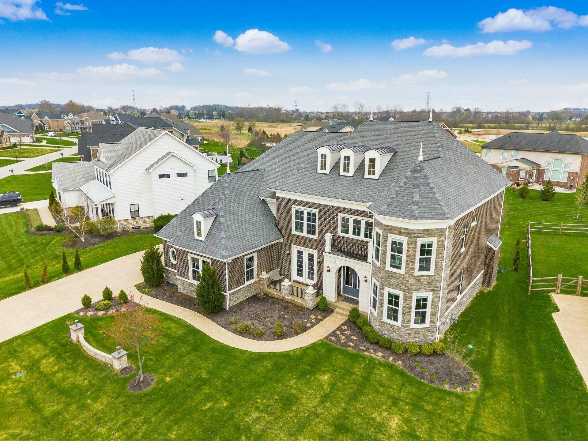 Hilliard, OH 43026,6601 Marshview Drive