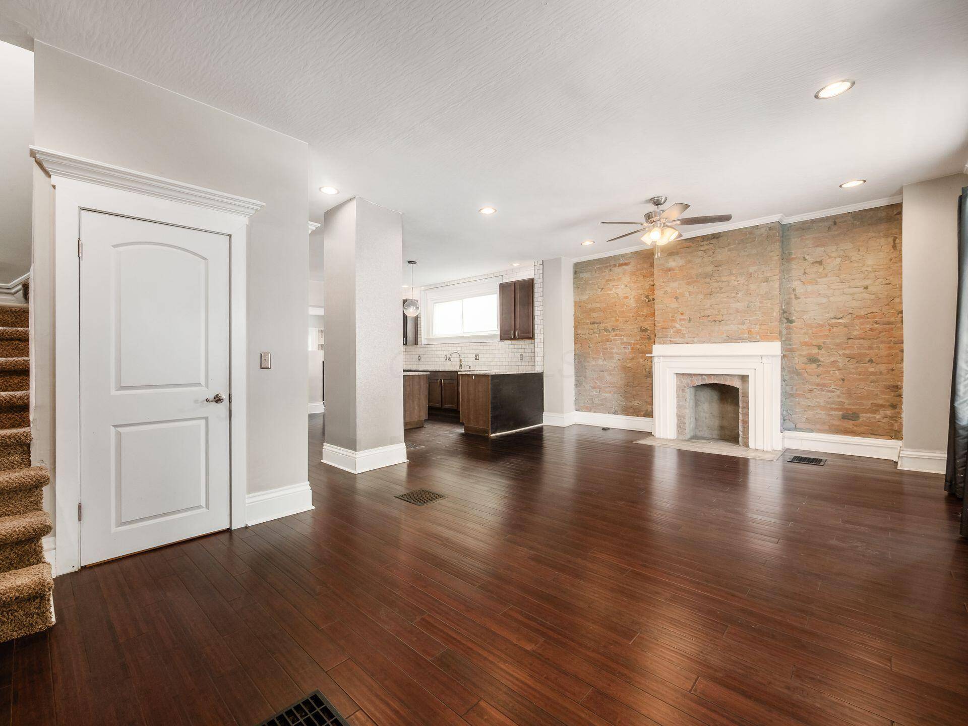 Columbus, OH 43205,444 S 22nd Street