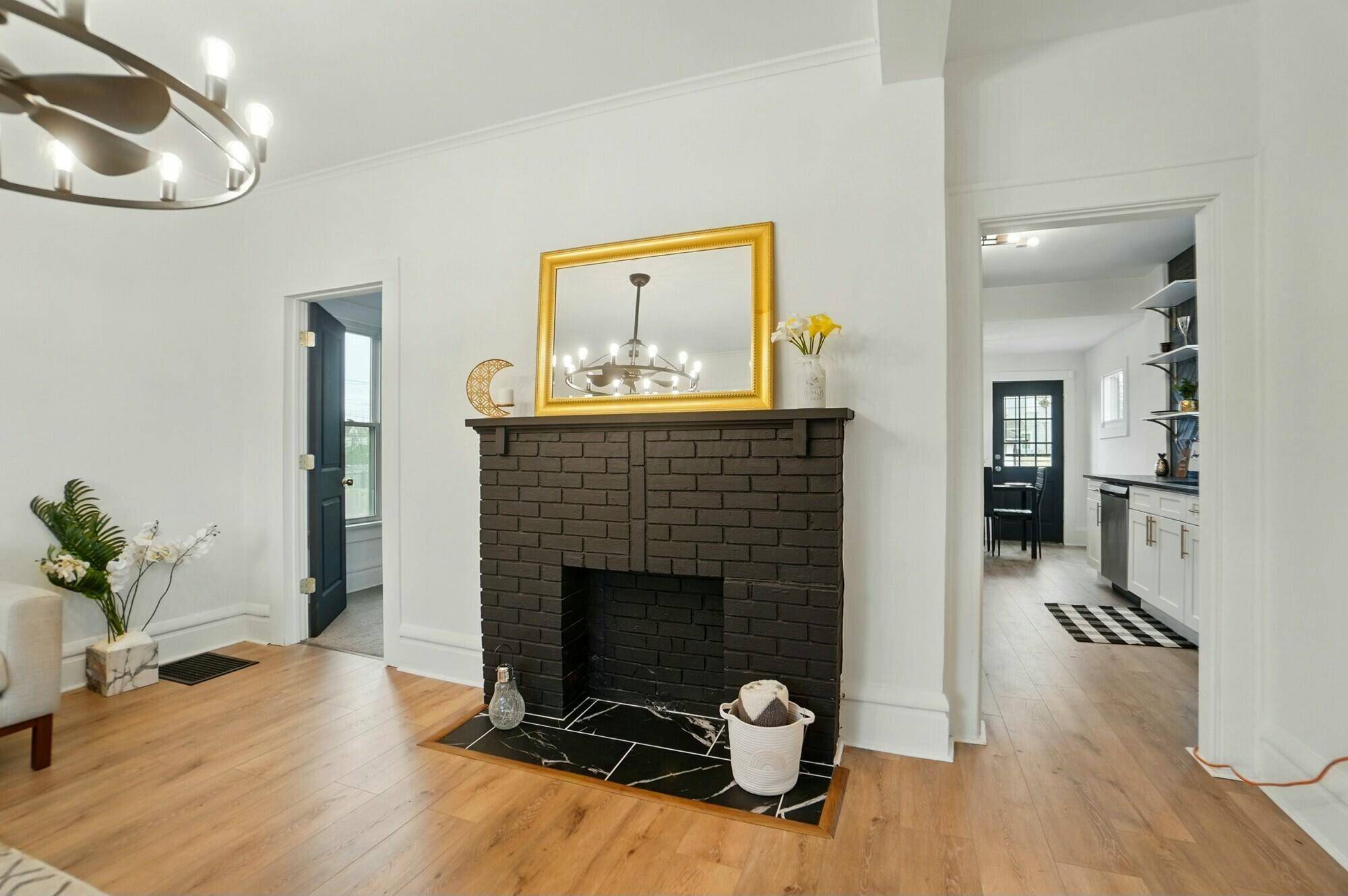 Columbus, OH 43206,1103 E Whittier Street