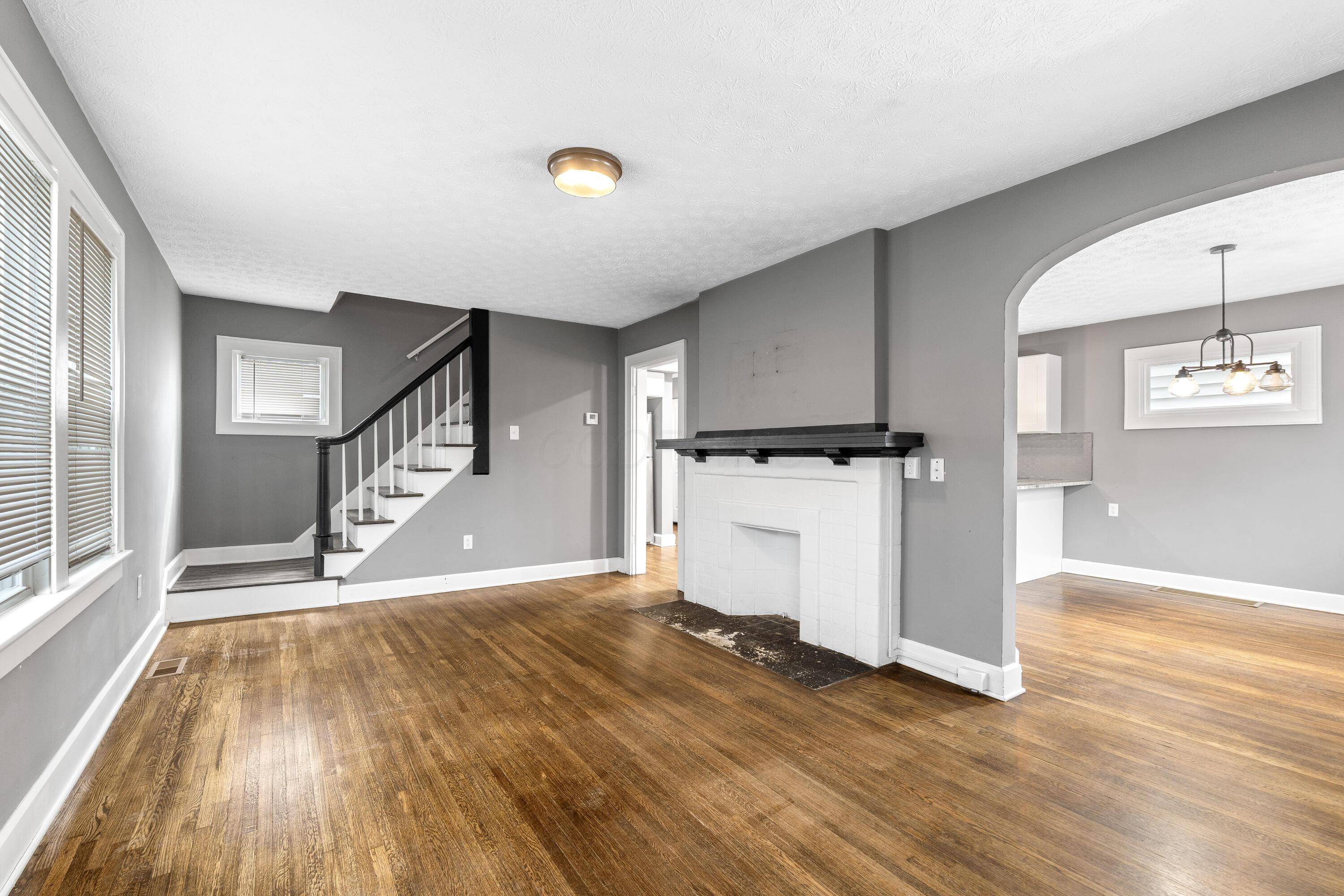 Columbus, OH 43204,198 N Oakley Avenue