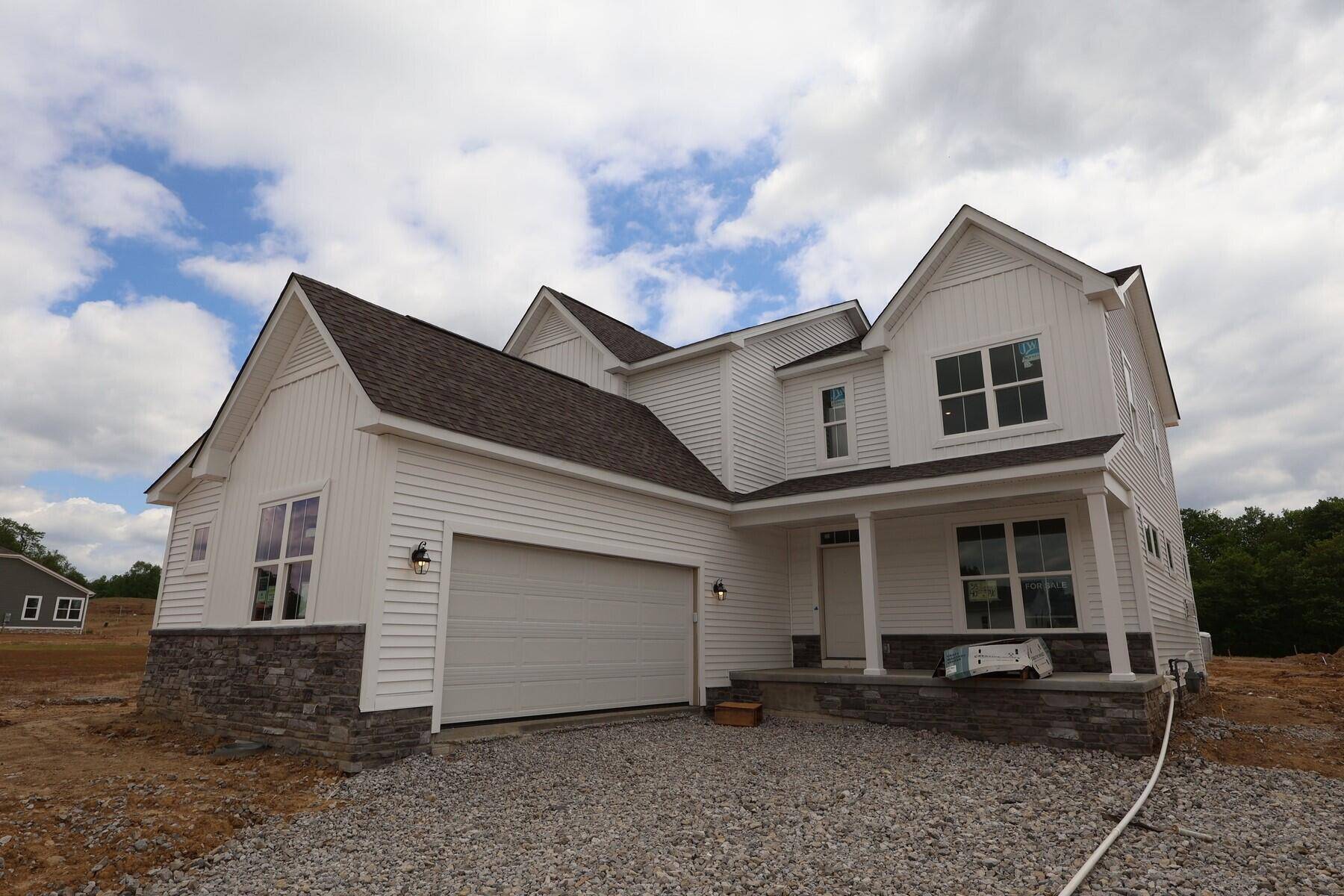 Pataskala, OH 43062,315 Reign Way