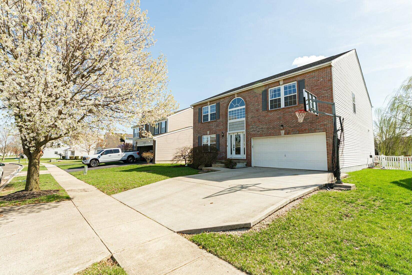 London, OH 43140,1063 Hartford Lane