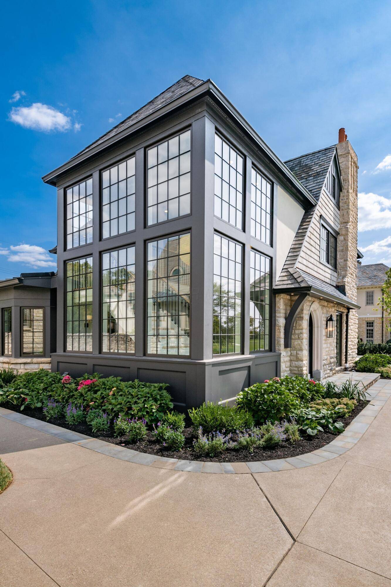 Upper Arlington, OH 43221,2252 Club Road