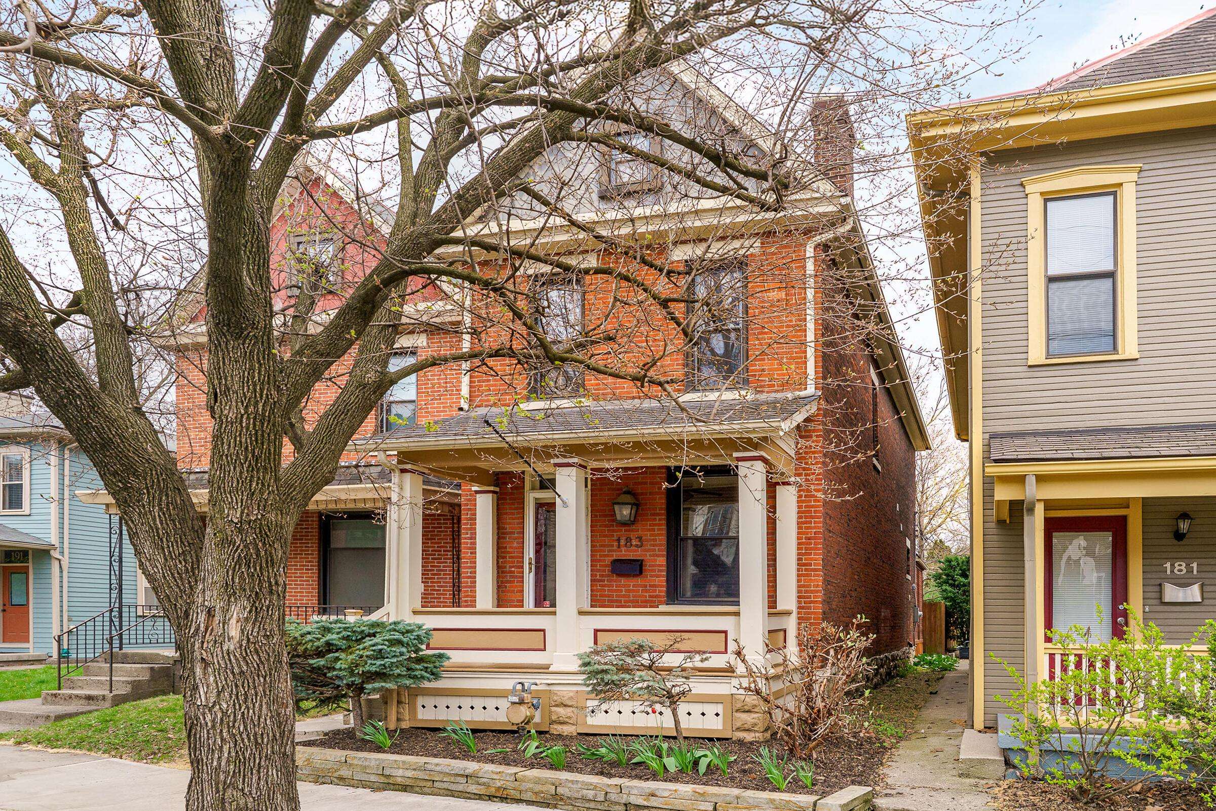 Columbus, OH 43201,183 E 1st Avenue