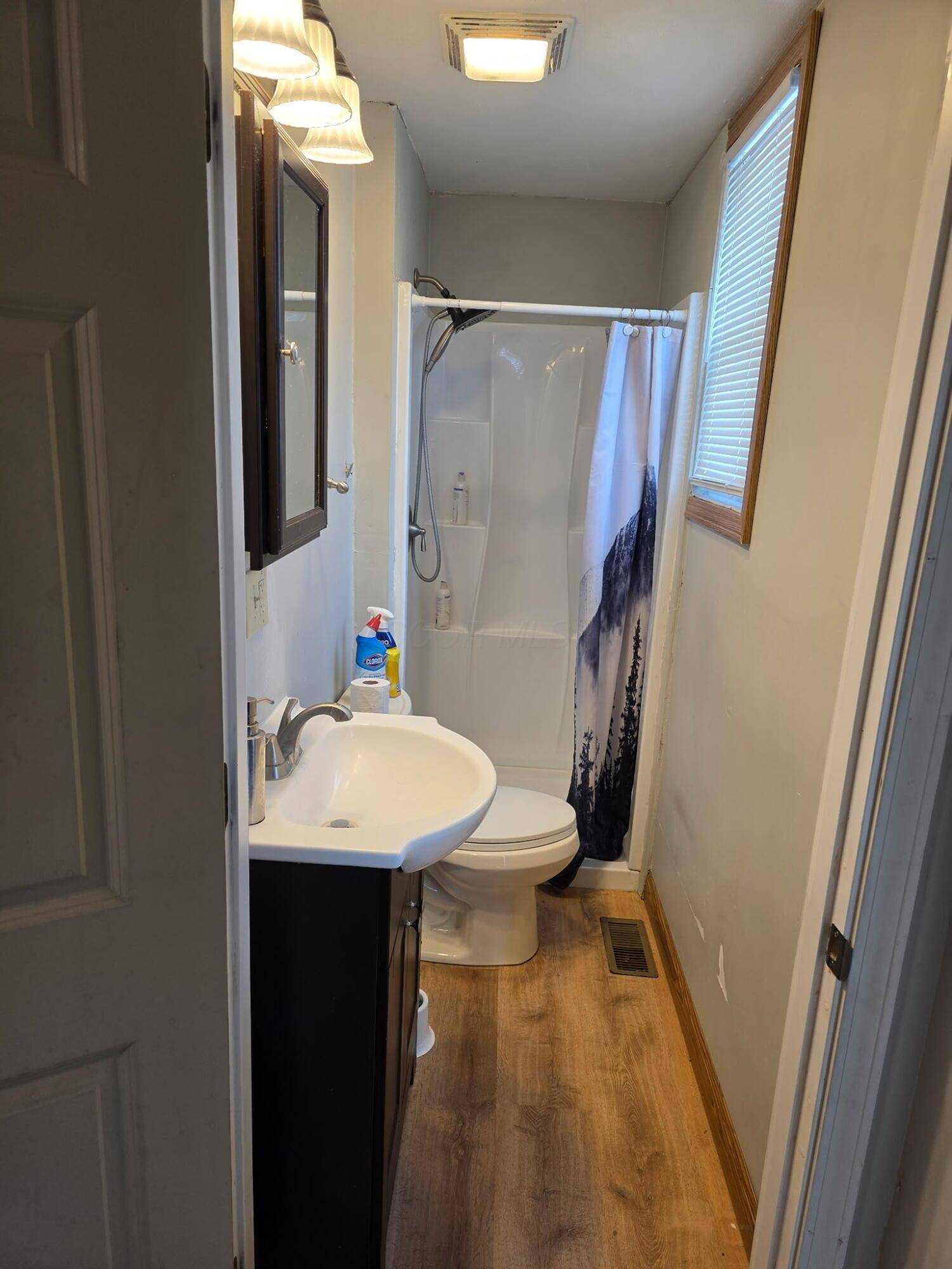 Columbus, OH 43223,196 Whitethorne Avenue