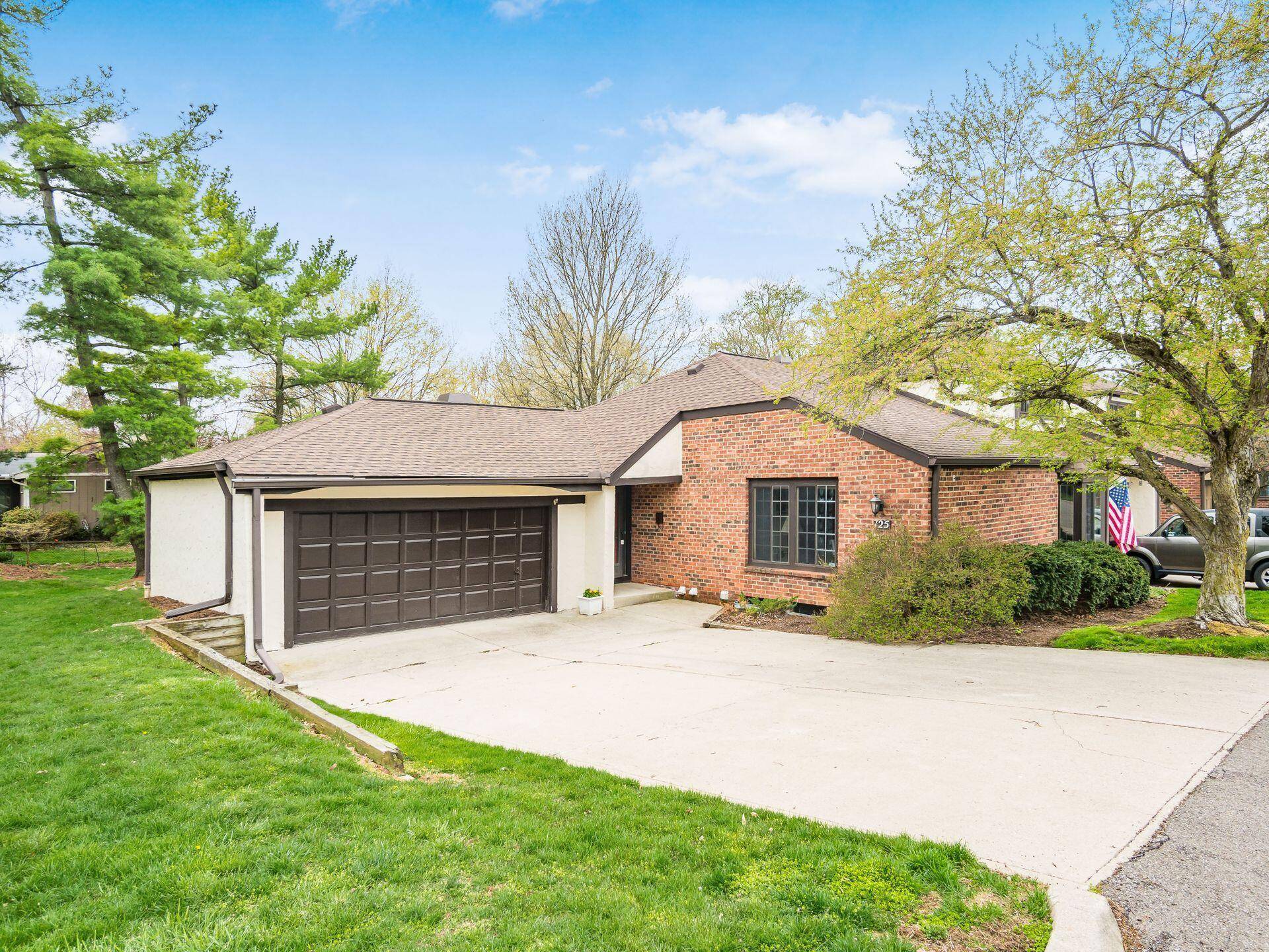 Worthington, OH 43085,125 Saint Julien Street #30A