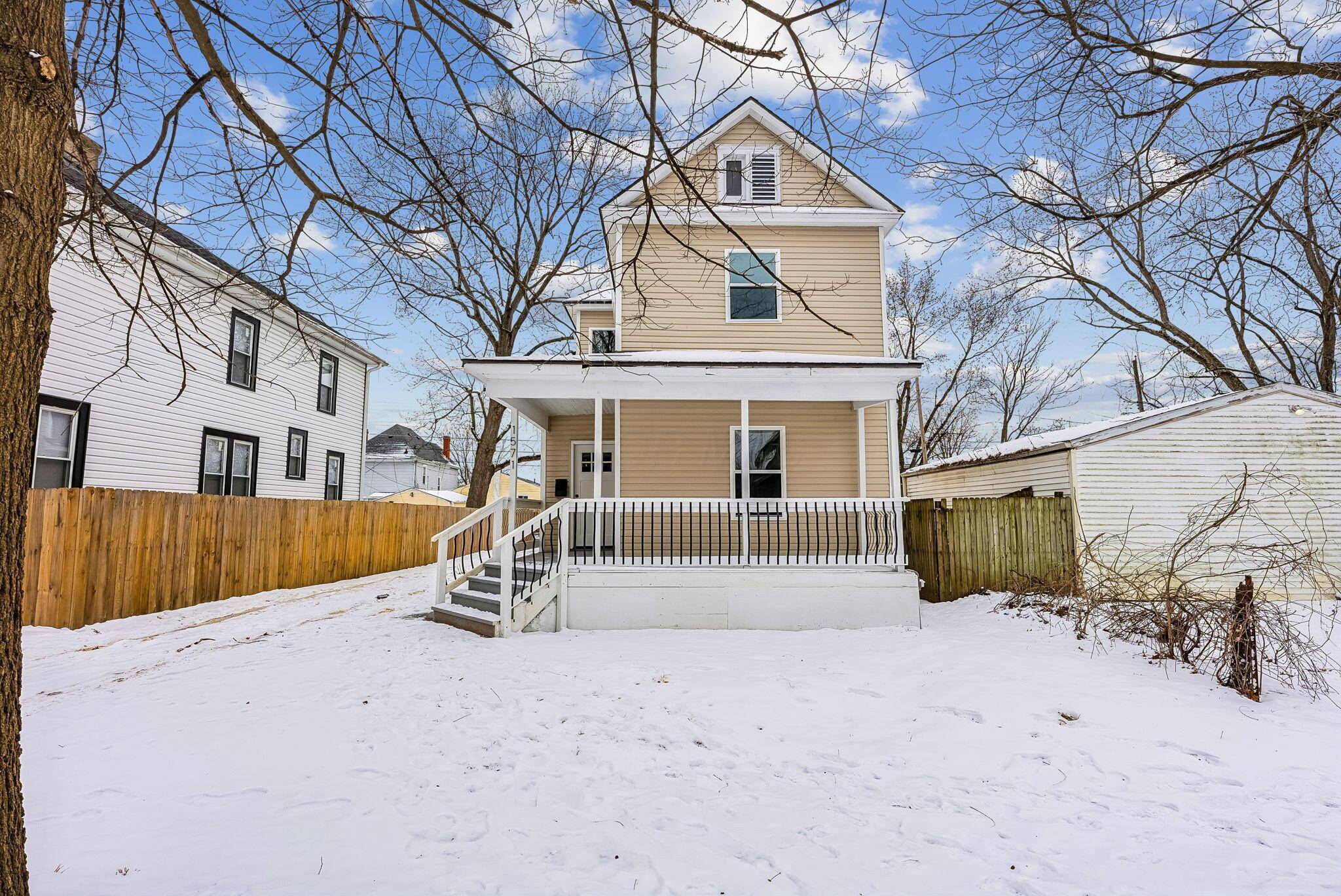 Columbus, OH 43211,1571 Arlington Avenue