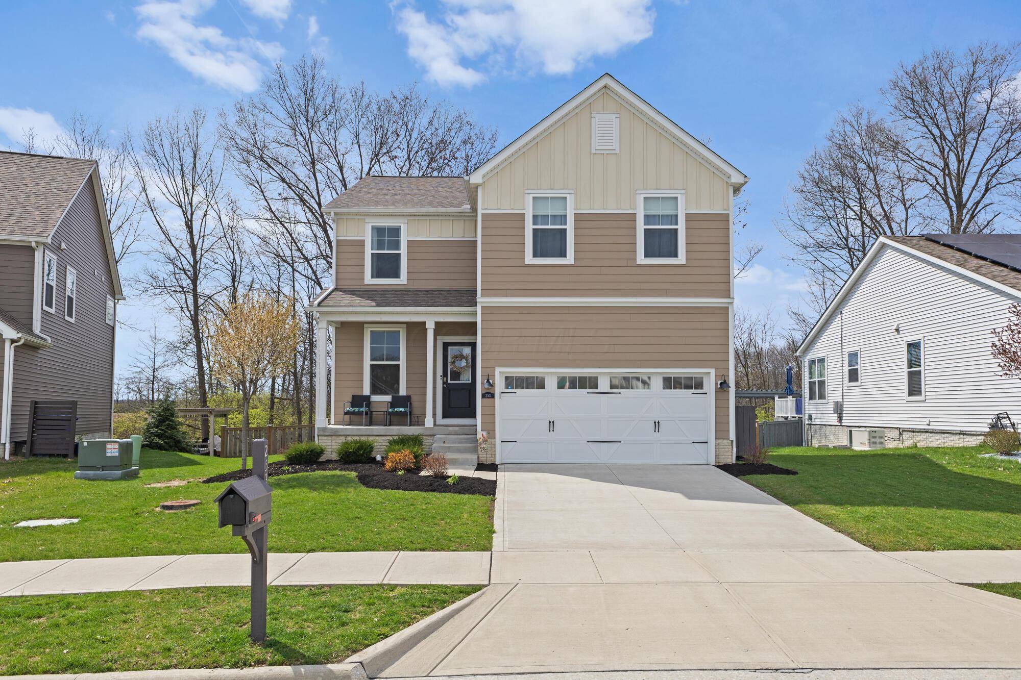 Delaware, OH 43015,253 Lanthorn Pond Drive