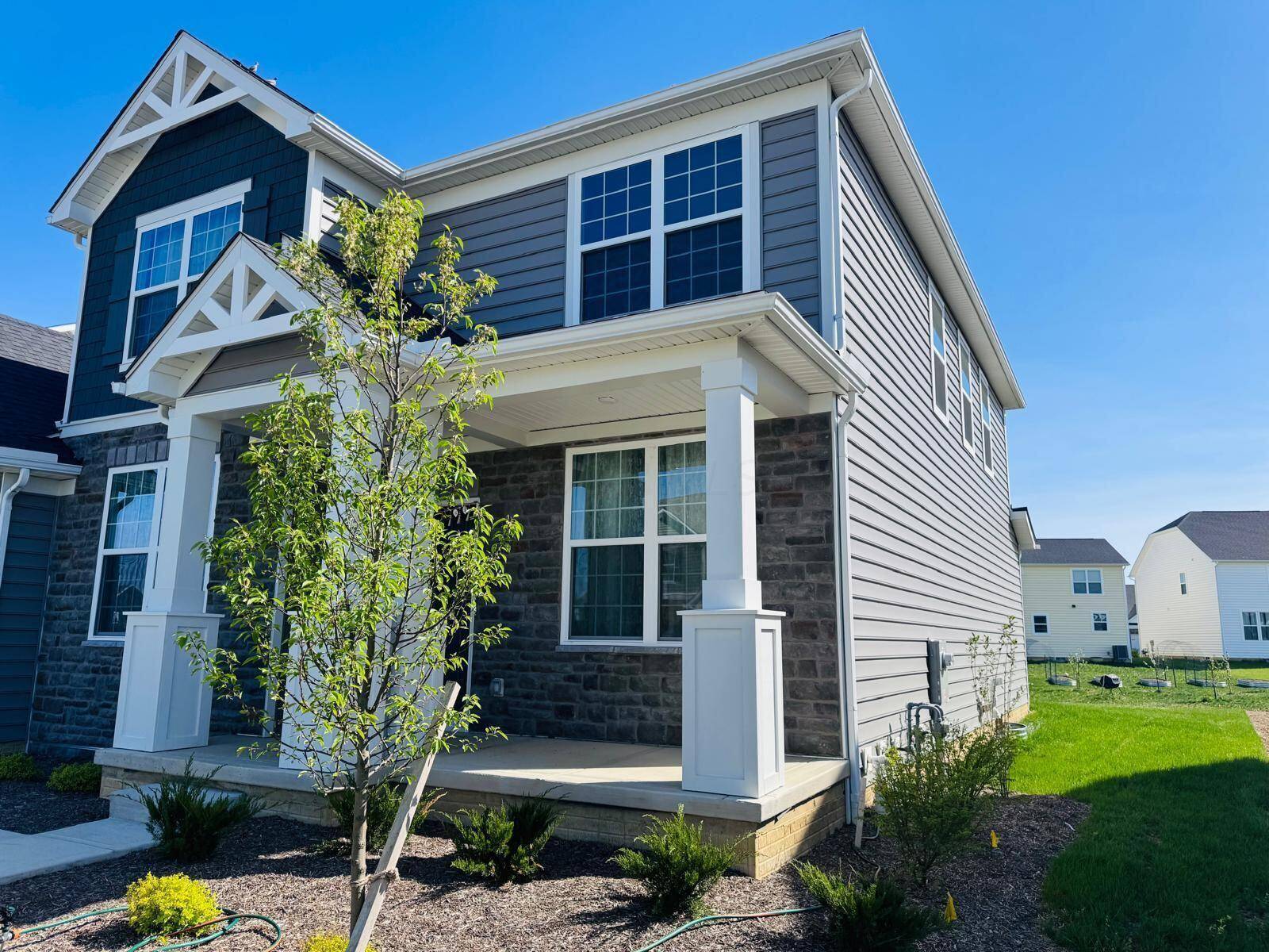 Delaware, OH 43015,121 E Wind Road