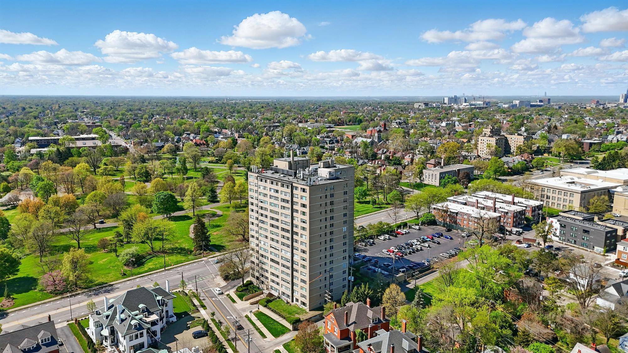 Columbus, OH 43203,1620 E Broad Street #206
