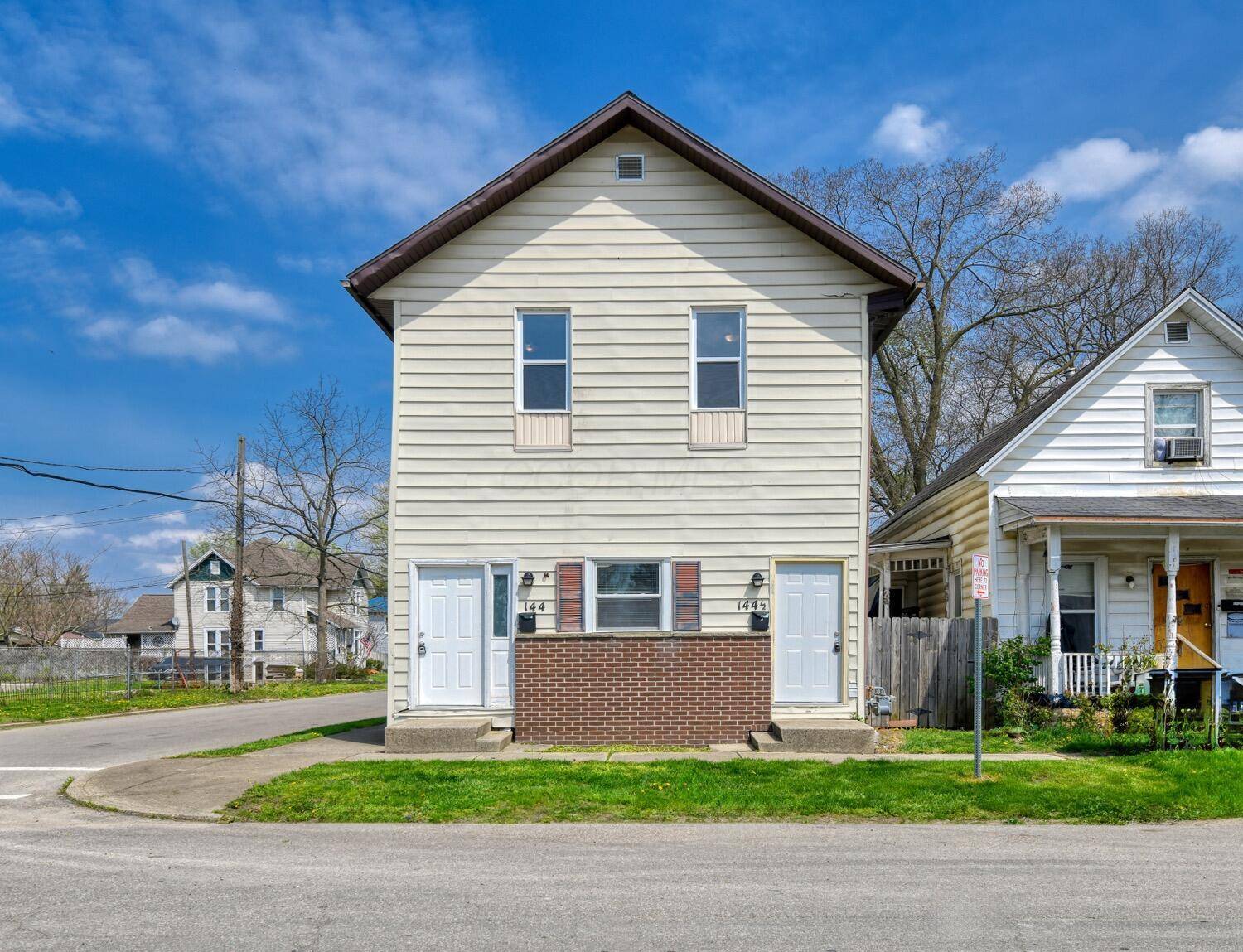 Newark, OH 43055,144 S 3rd Street