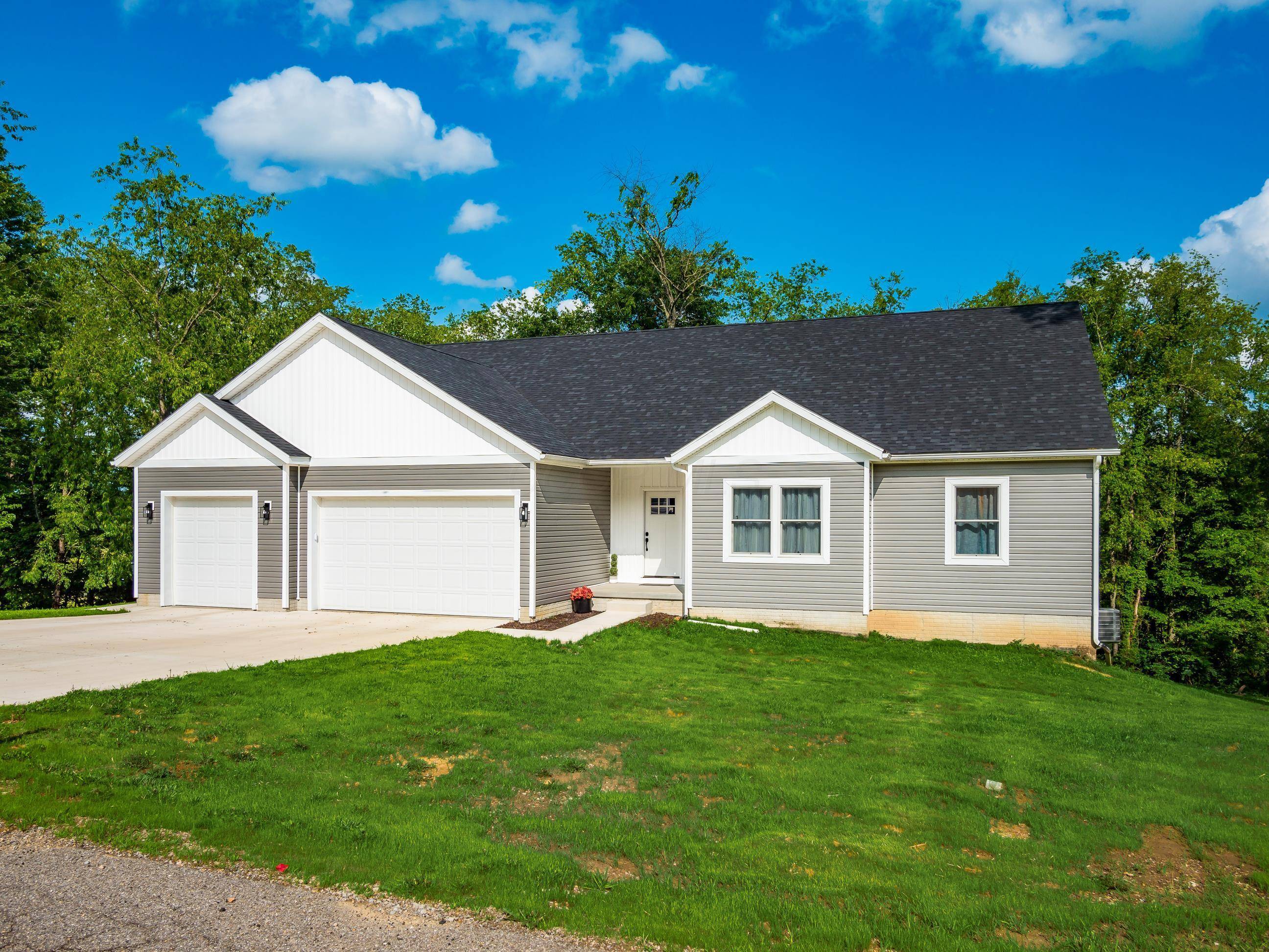 Zanesville, OH 43701,3010 Corbin Drive