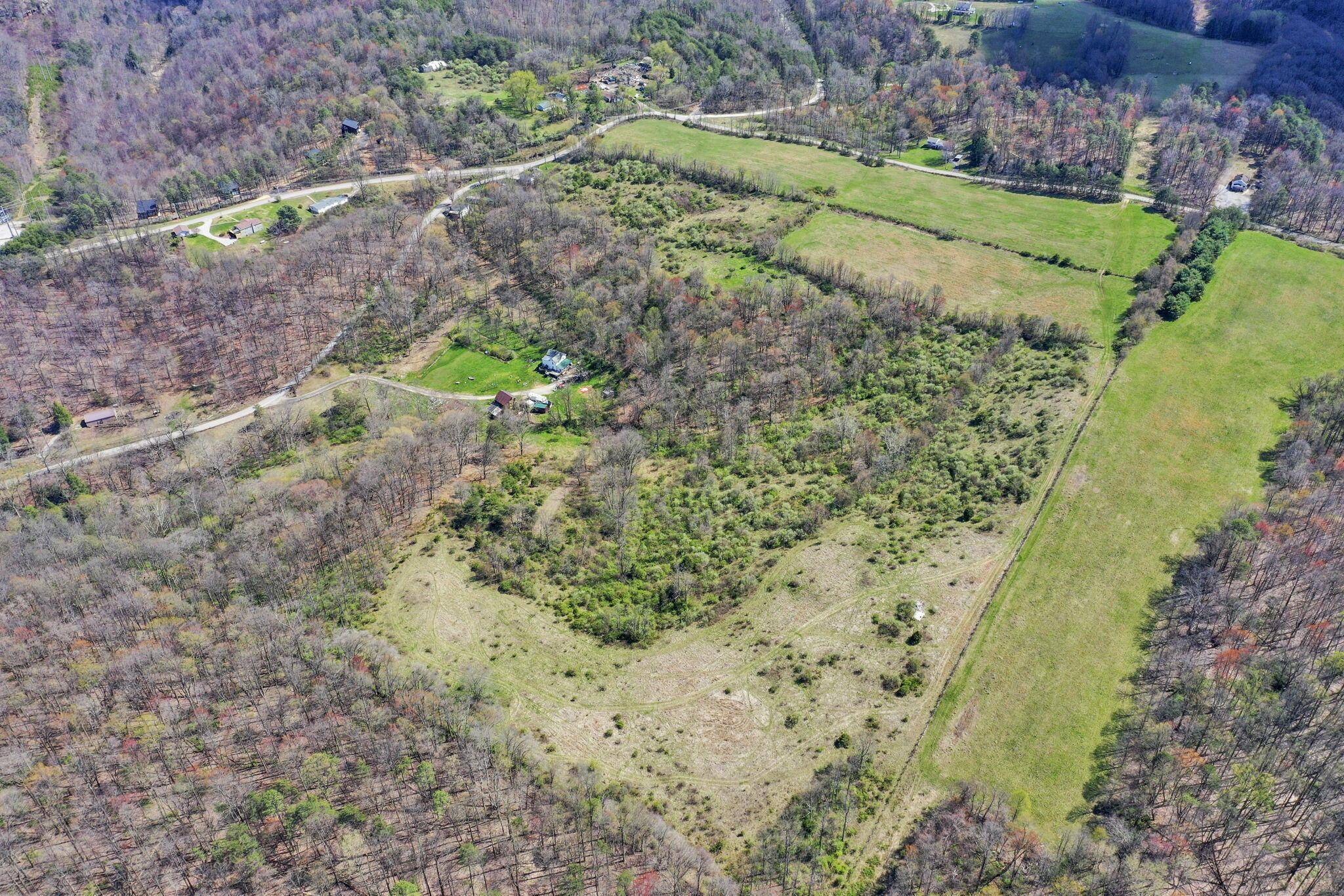 Rockbridge, OH 43149,10643 Opossum Hollow Road