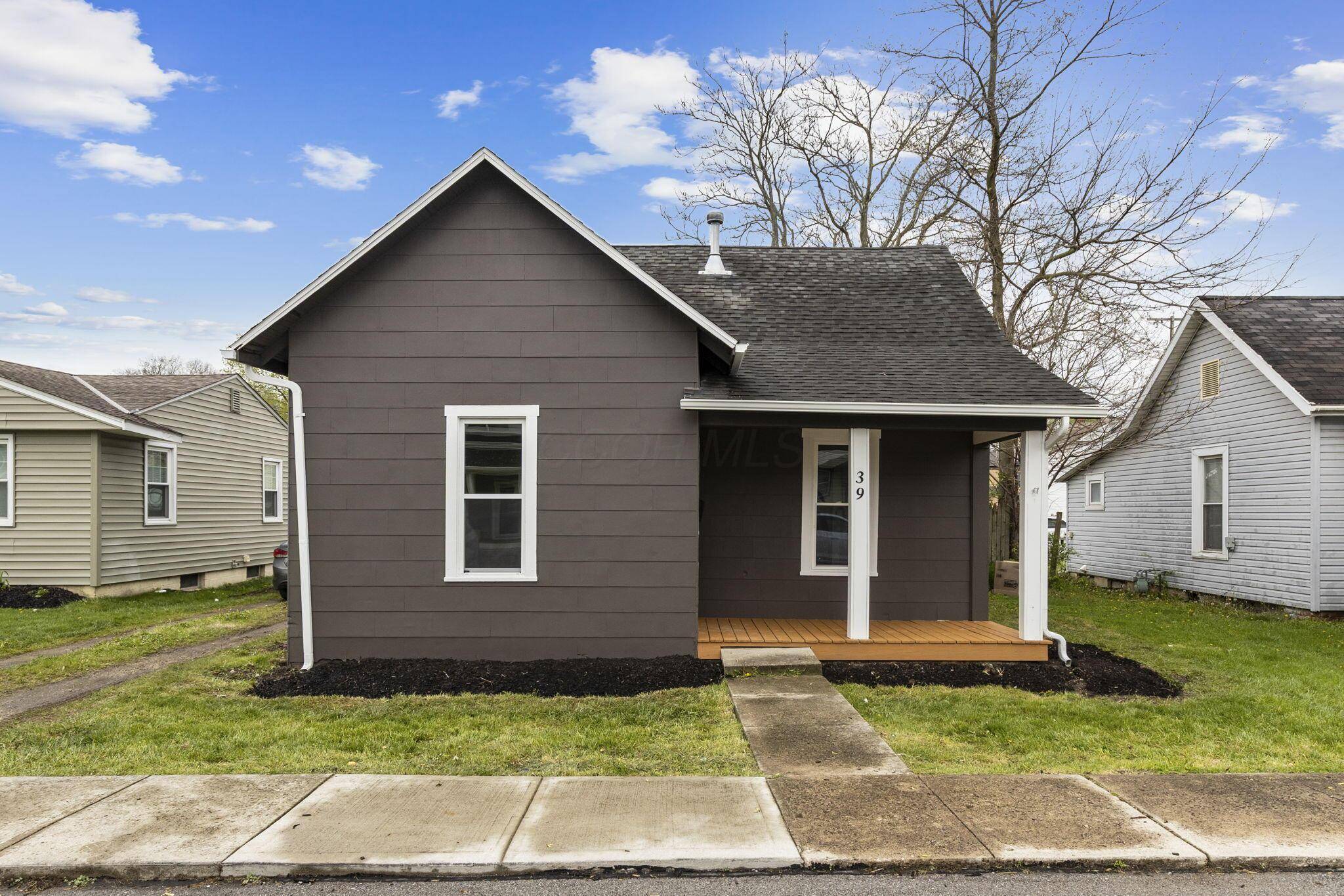 West Jefferson, OH 43162,39 S West Street