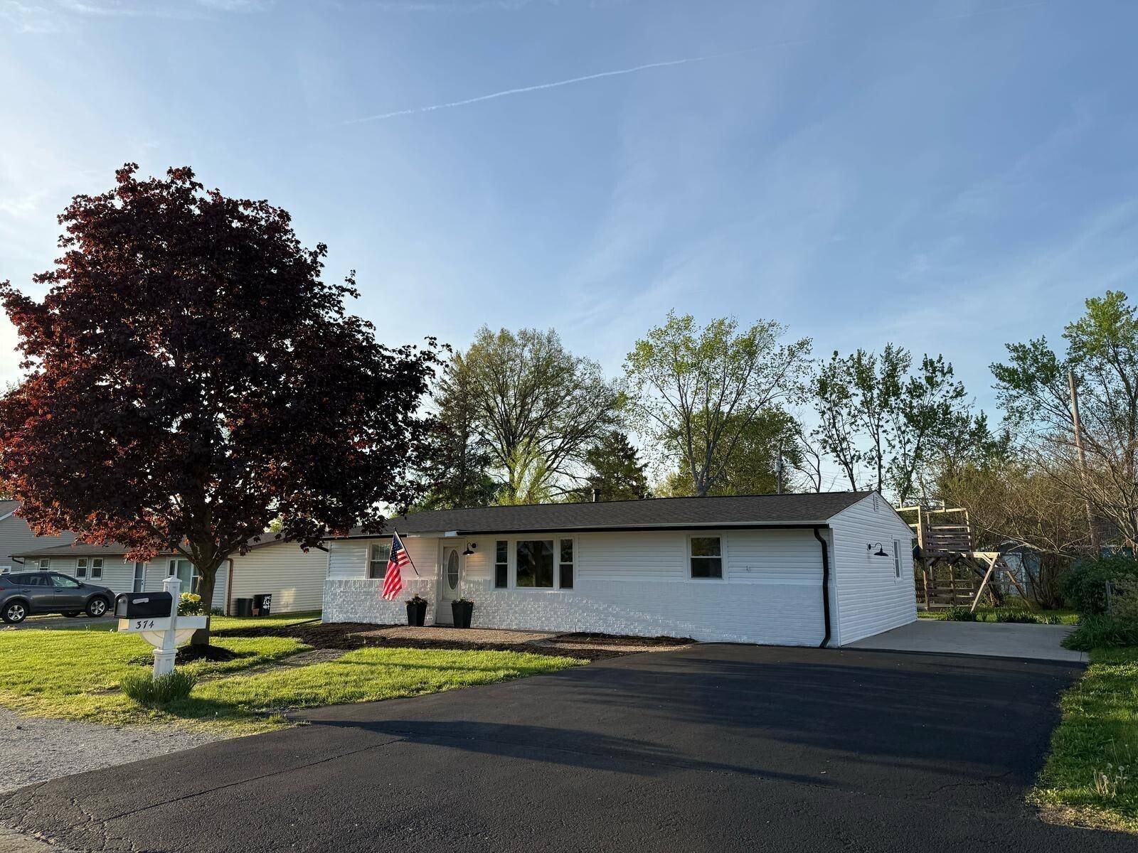 Groveport, OH 43125,374 Green Avenue