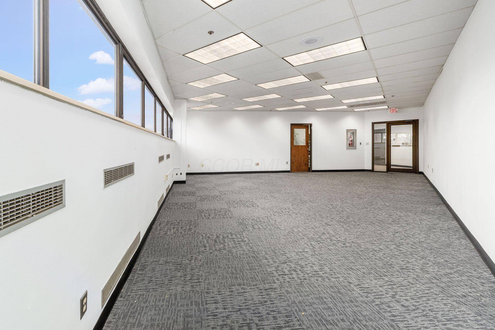 Newark, OH 43055,68 W Church Street #203B