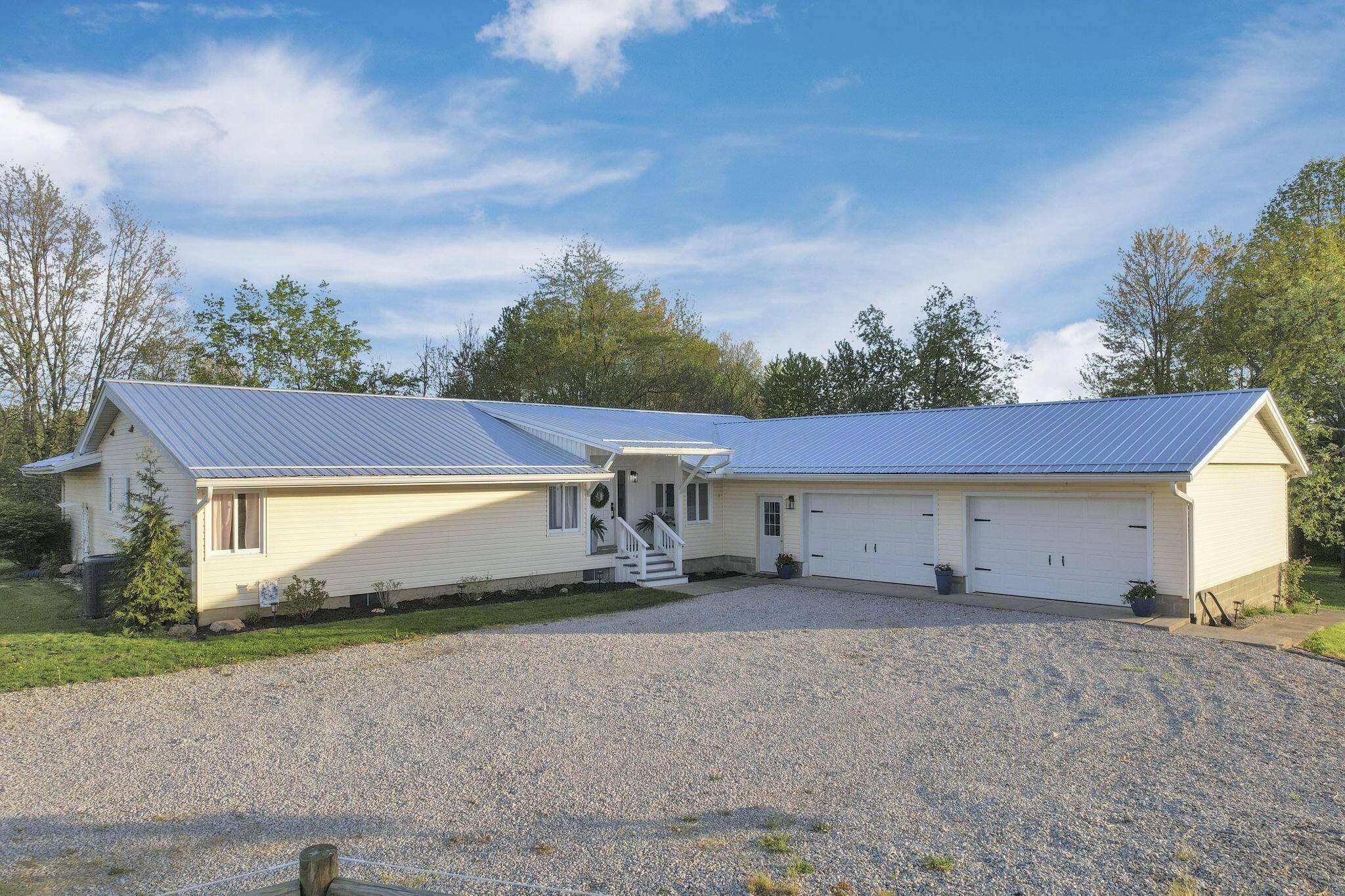 Amanda, OH 43102,6495 Julian Road
