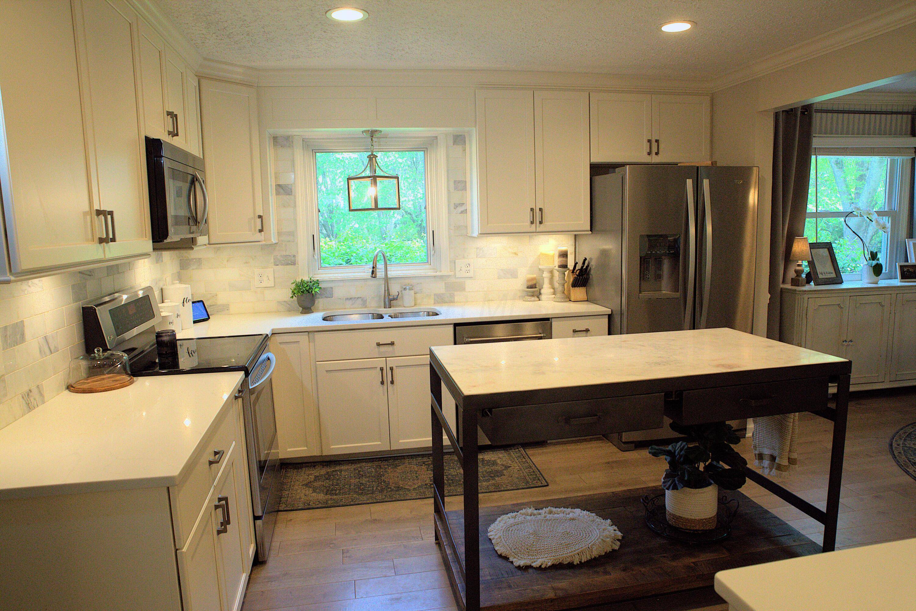 Grove City, OH 43123,1782 Hawthorne Parkway