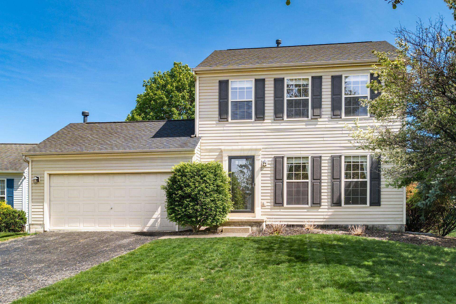 Hilliard, OH 43026,5017 Crestbury Court