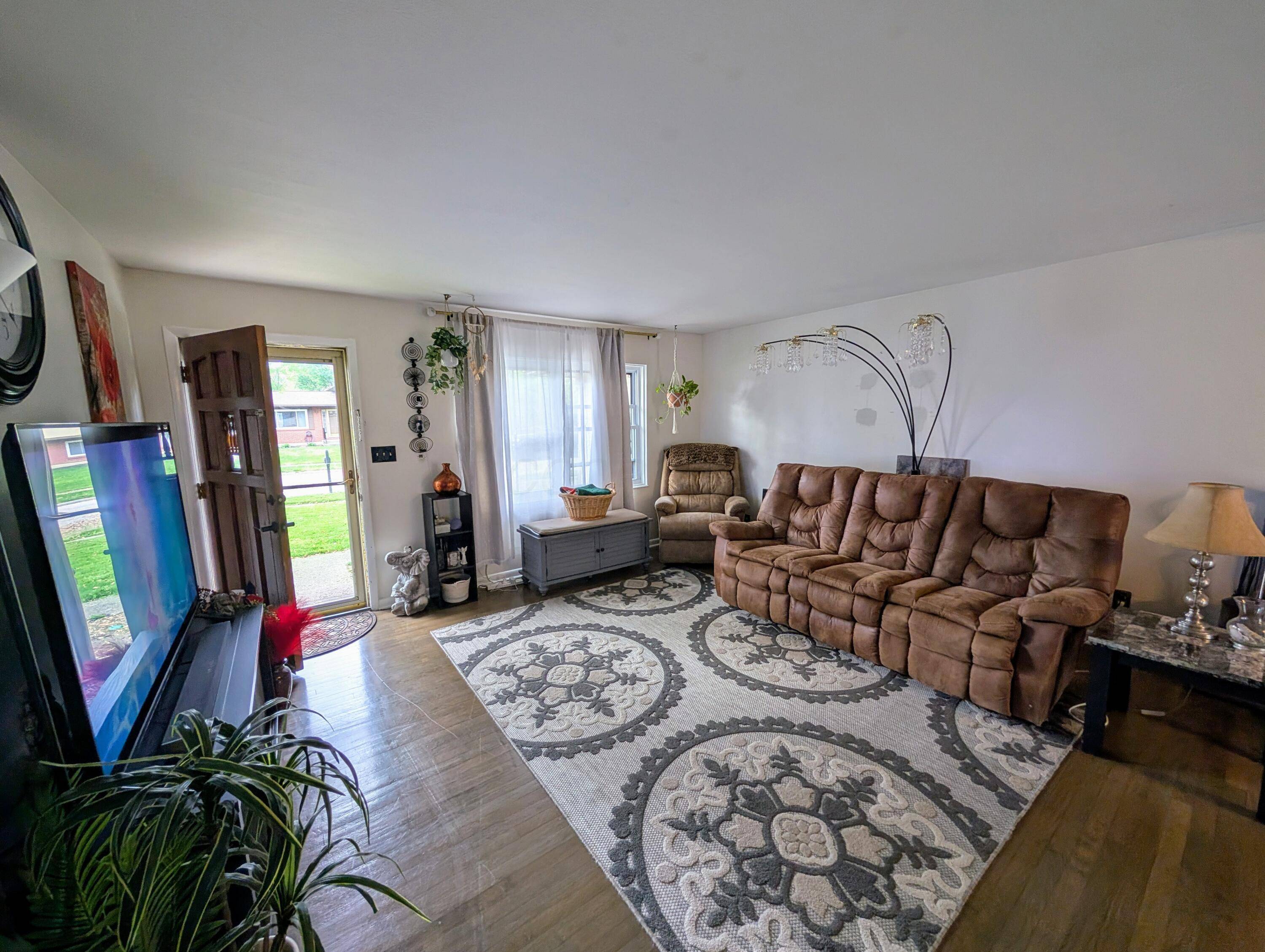 Columbus, OH 43230,242 Muskingum Drive