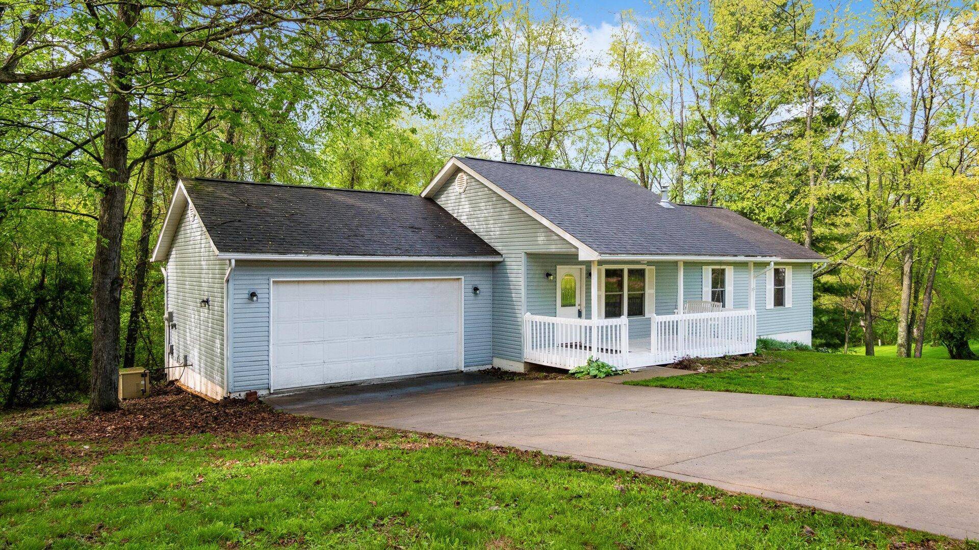 Howard, OH 43028,629 Mcintosh Drive