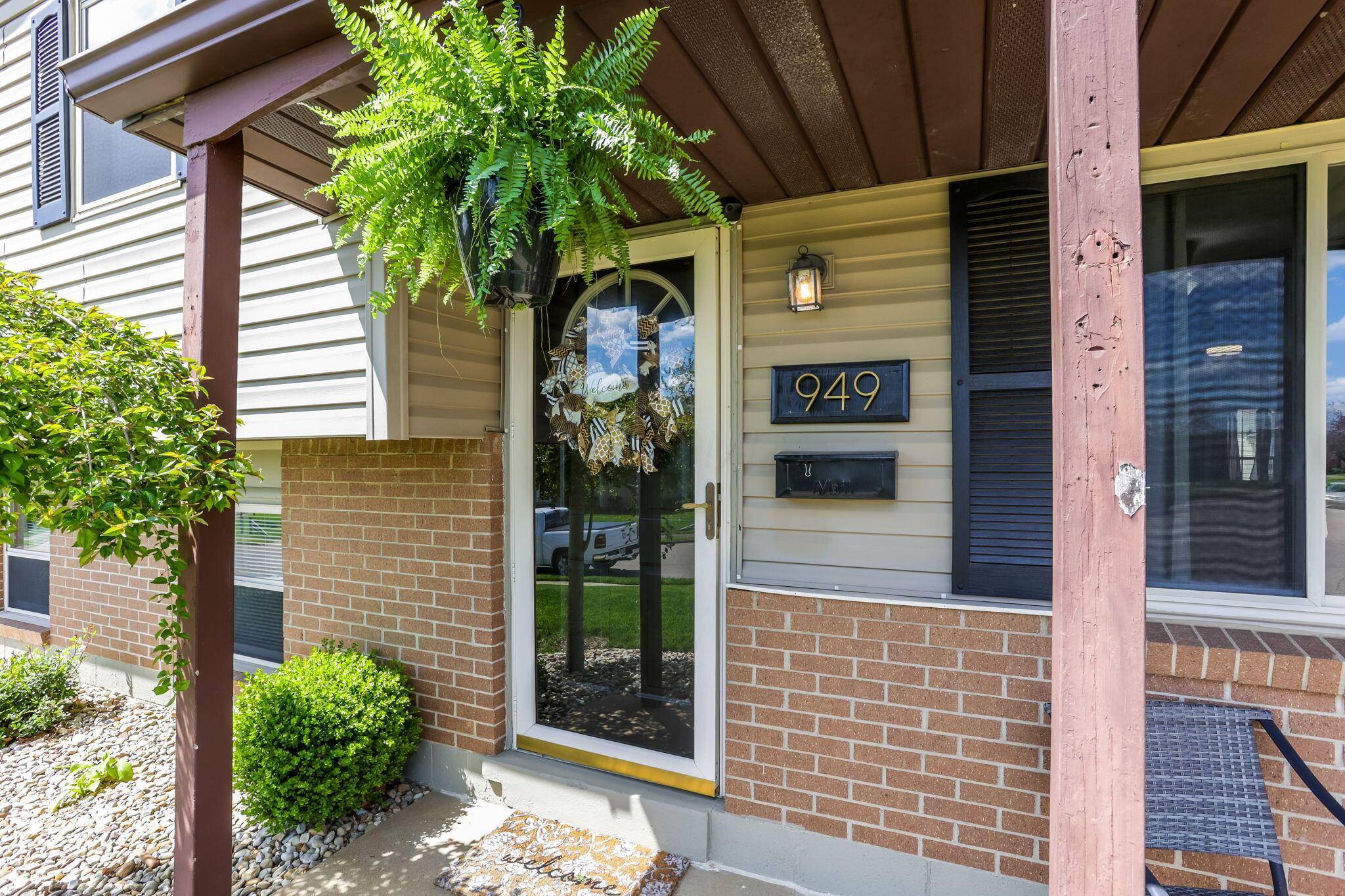 Logan, OH 43138,949 Betty Avenue