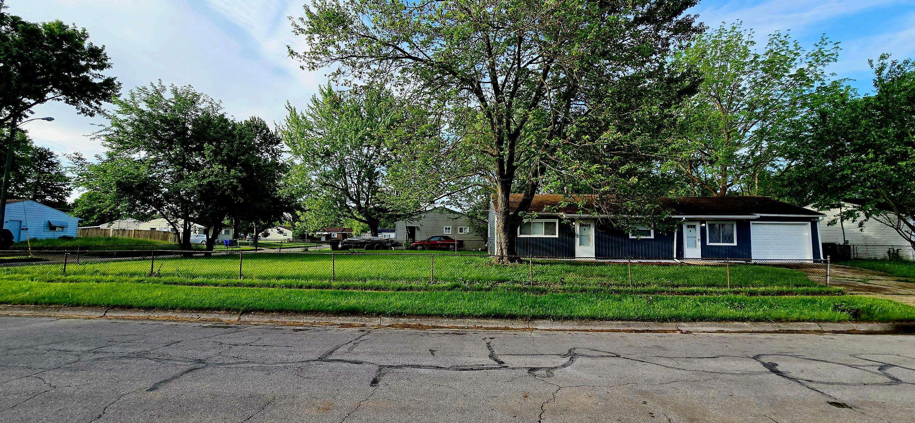 Columbus, OH 43207,3087 Woodway Road