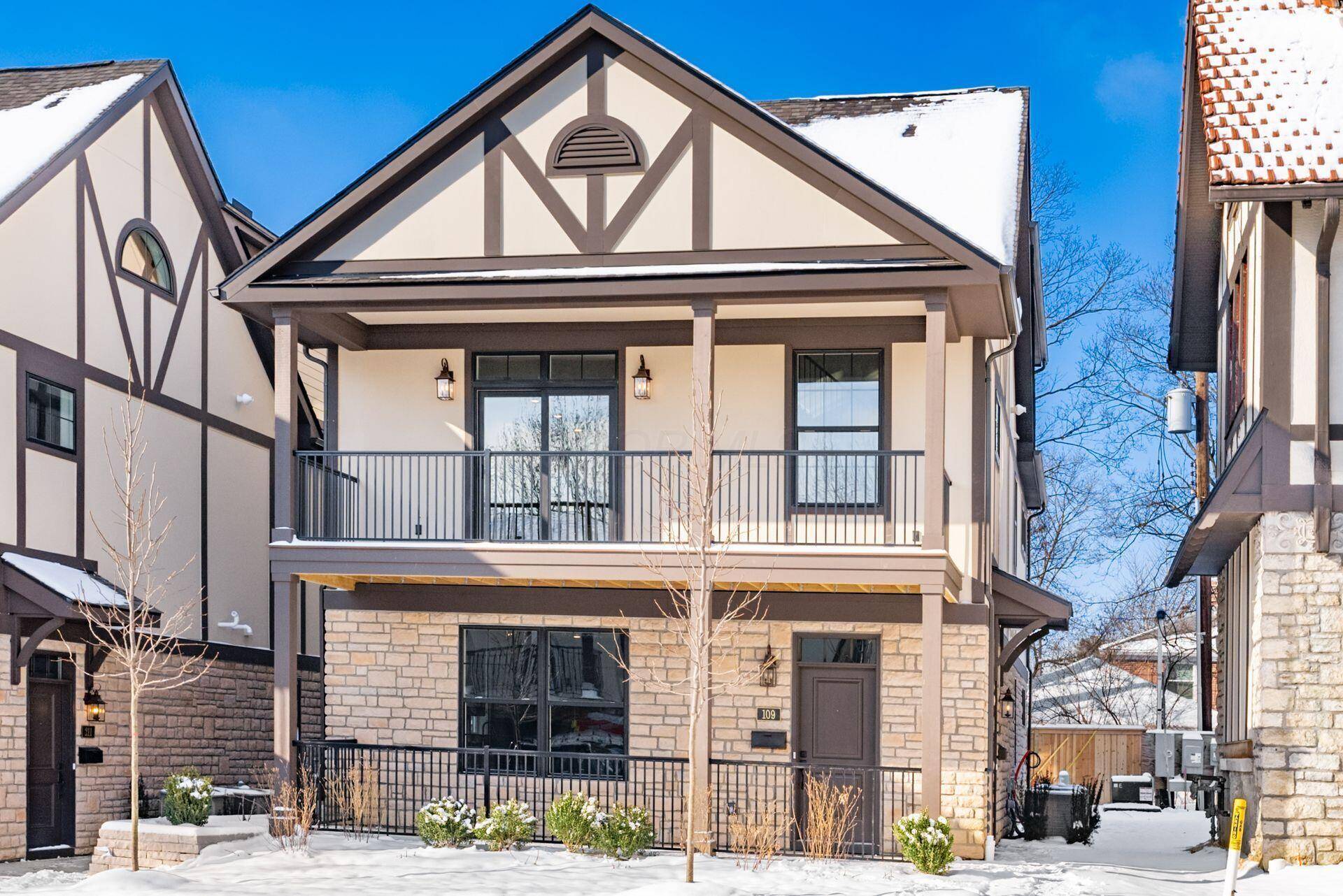 Marble Cliff, OH 43212,2015 W Fifth Avenue #109