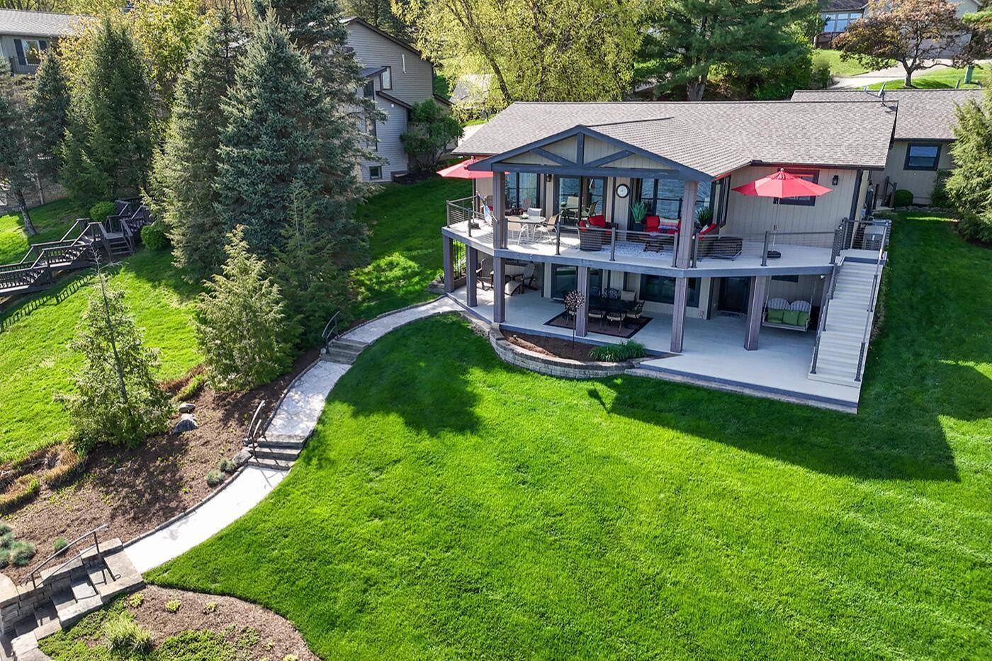 Howard, OH 43028,149 Green Valley Drive