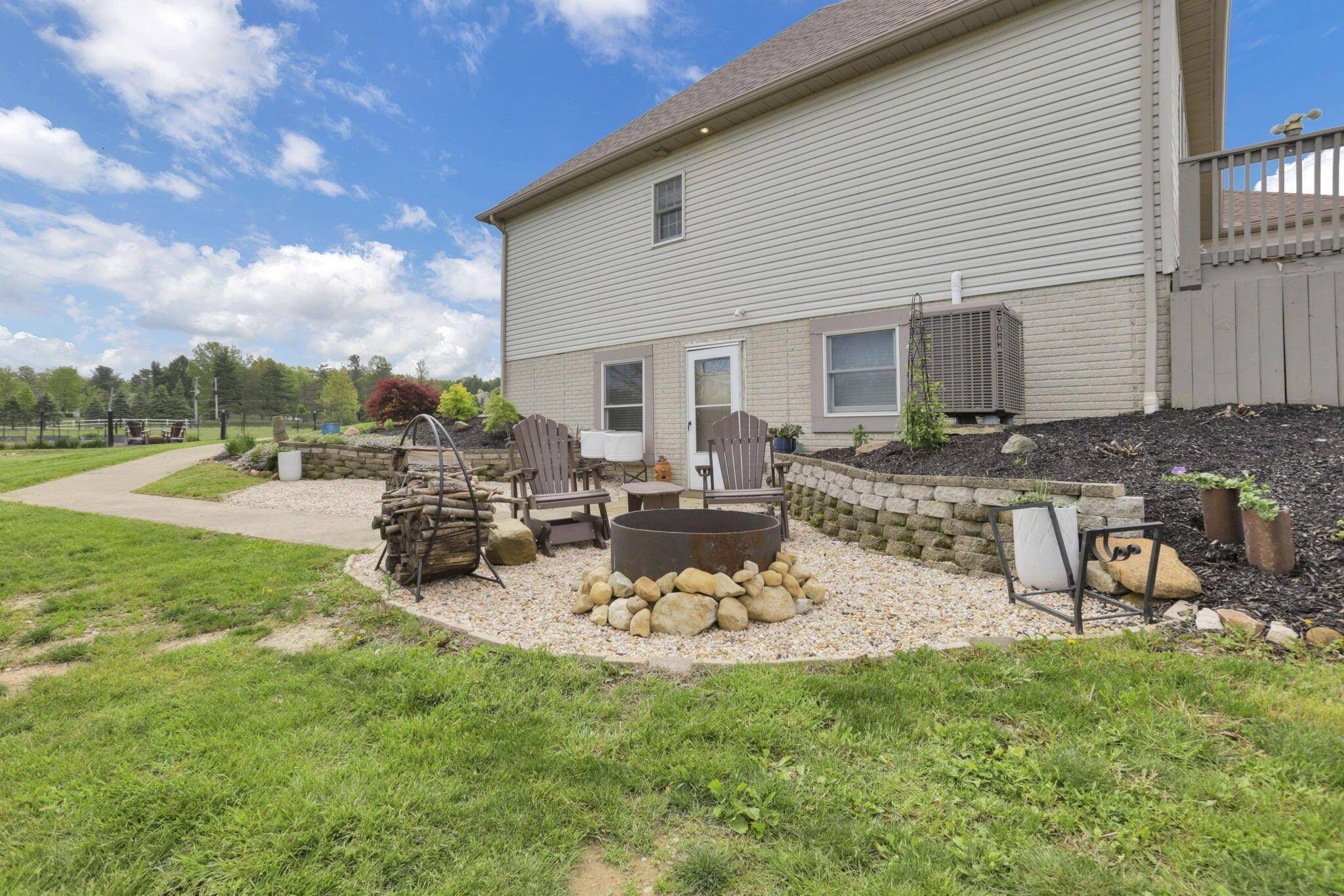 Canal Winchester, OH 43110,1225 Amanda Northern Road