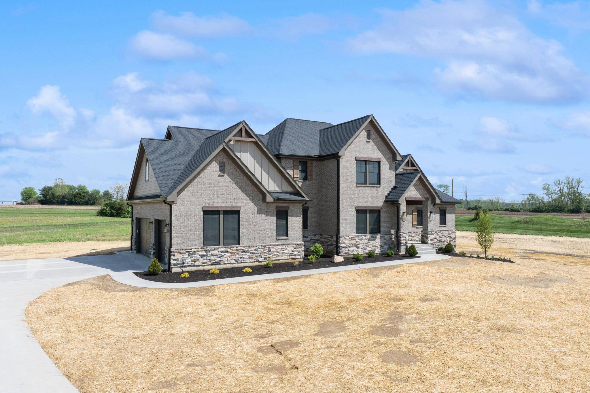 Wilmington, OH 45177,52 Maple Point Court