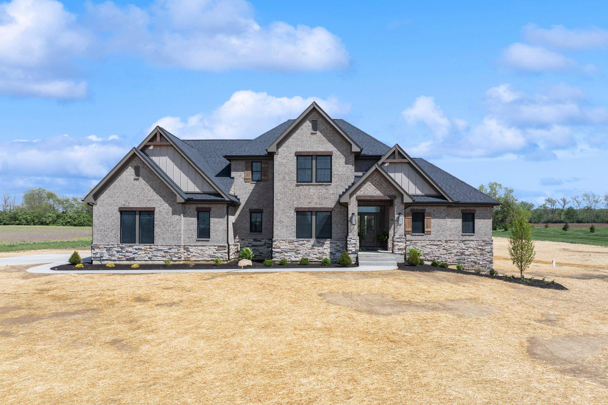 Wilmington, OH 45177,52 Maple Point Court
