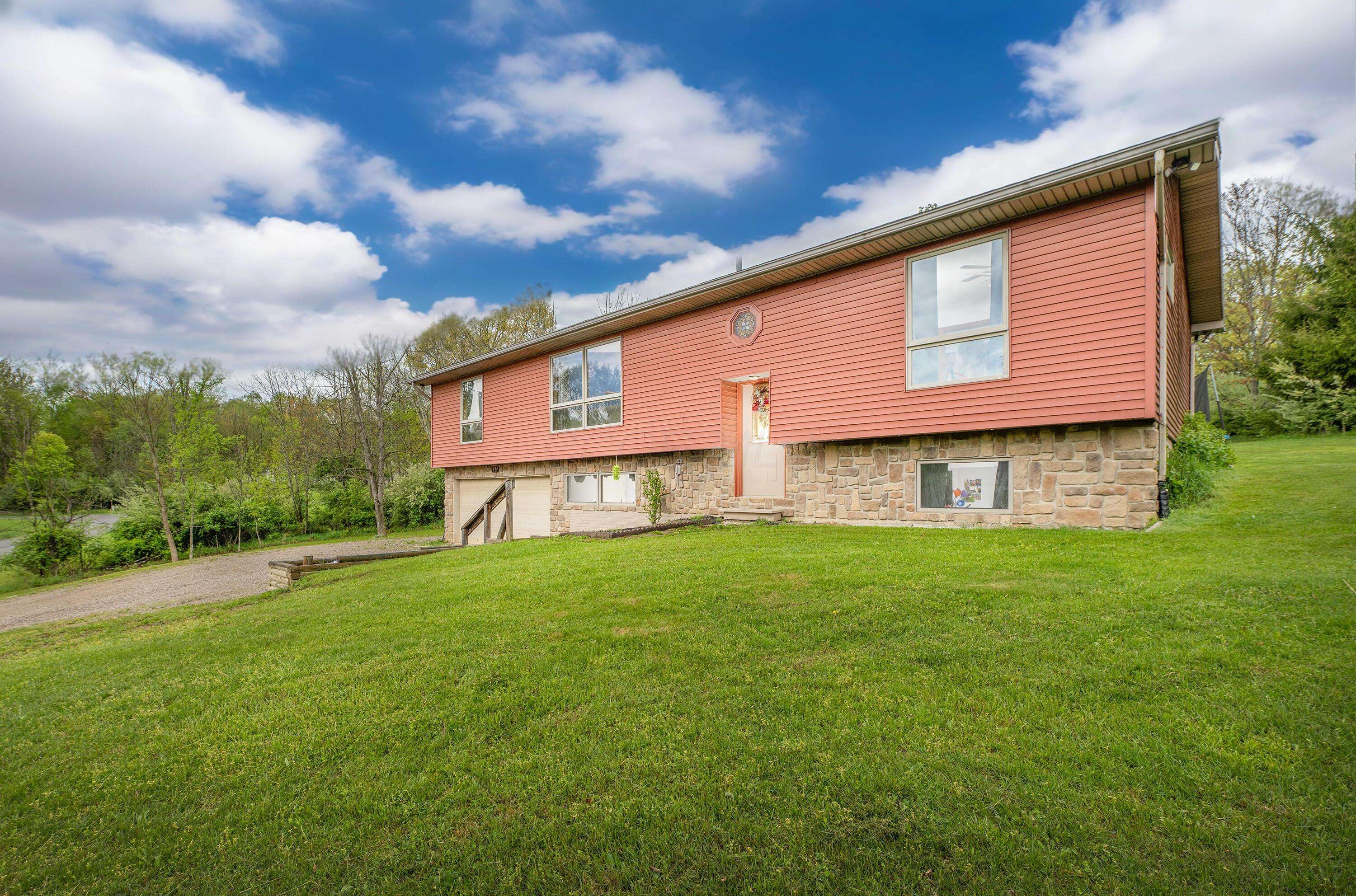 Howard, OH 43028,116 Heatherwood Drive