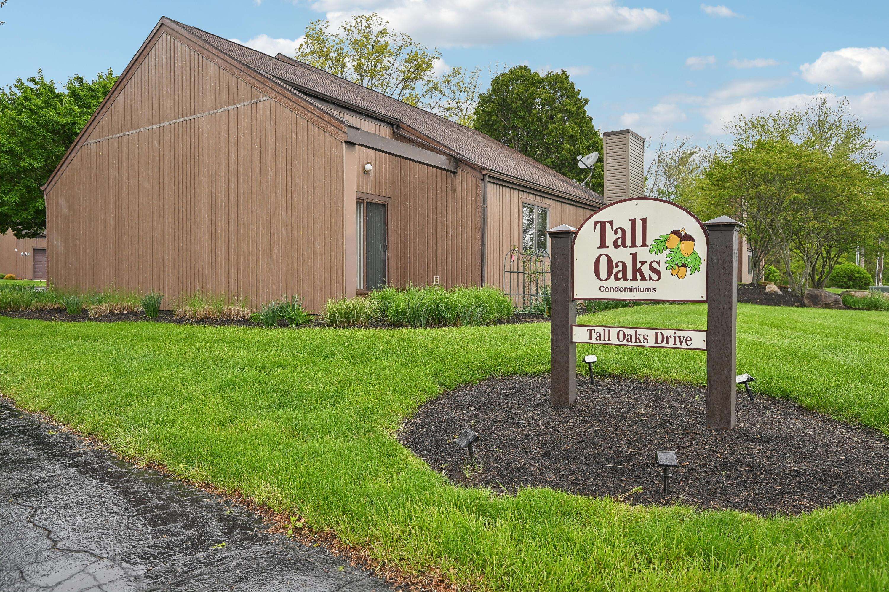 Newark, OH 43055,685 Dogwood Lane