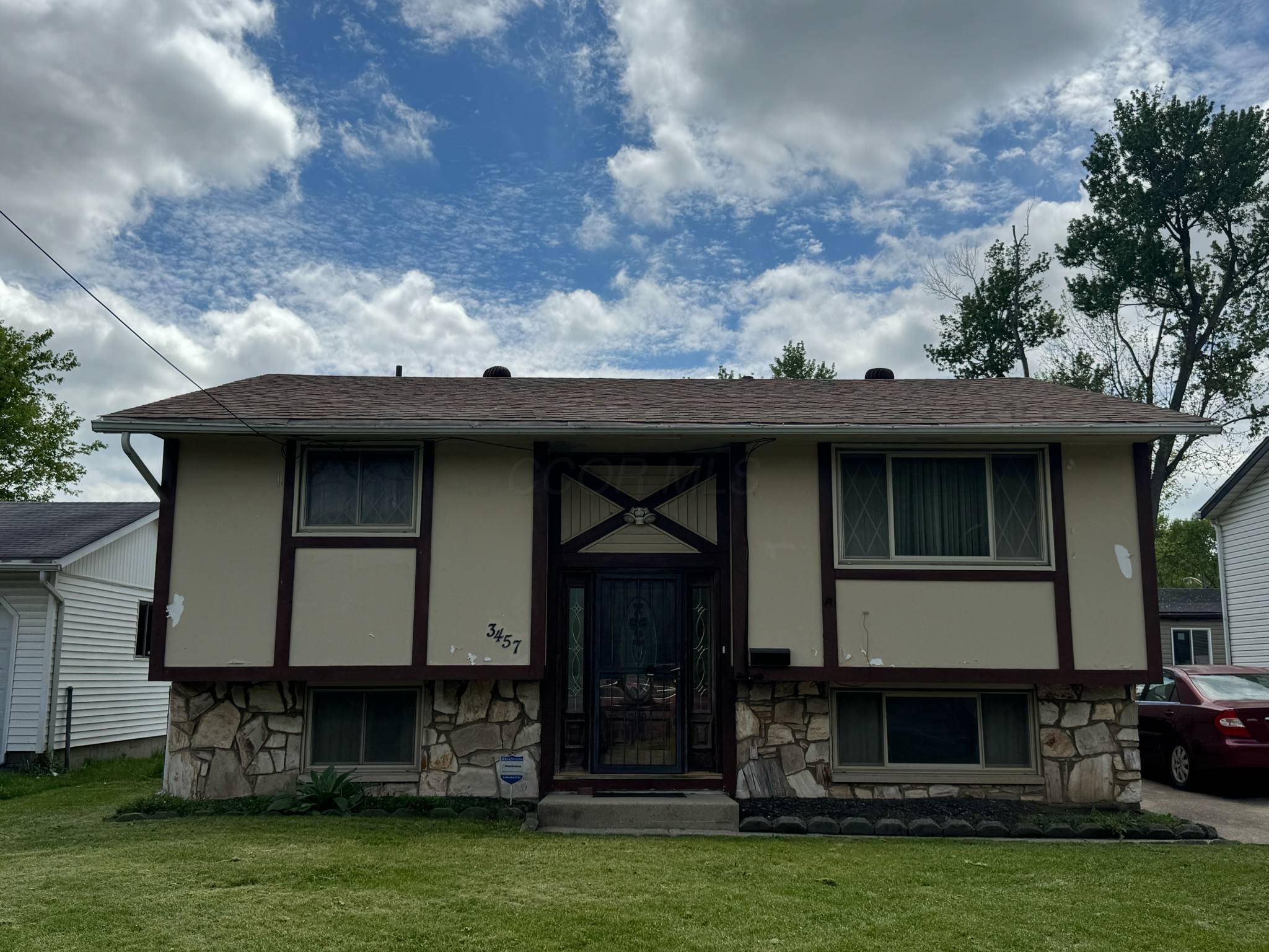 Columbus, OH 43232,3457 Petzinger Road