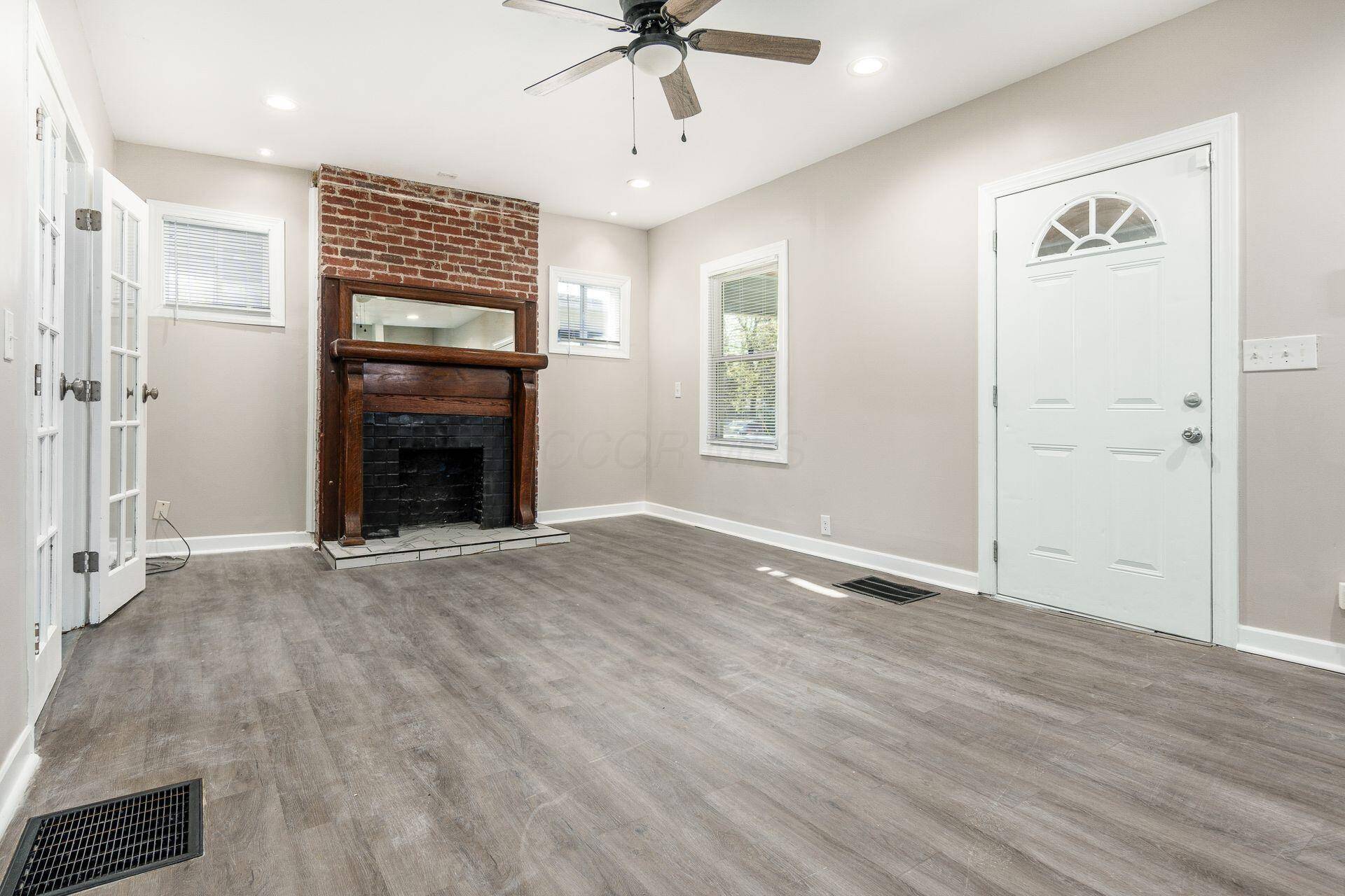 Columbus, OH 43203,1656 Greenway Avenue
