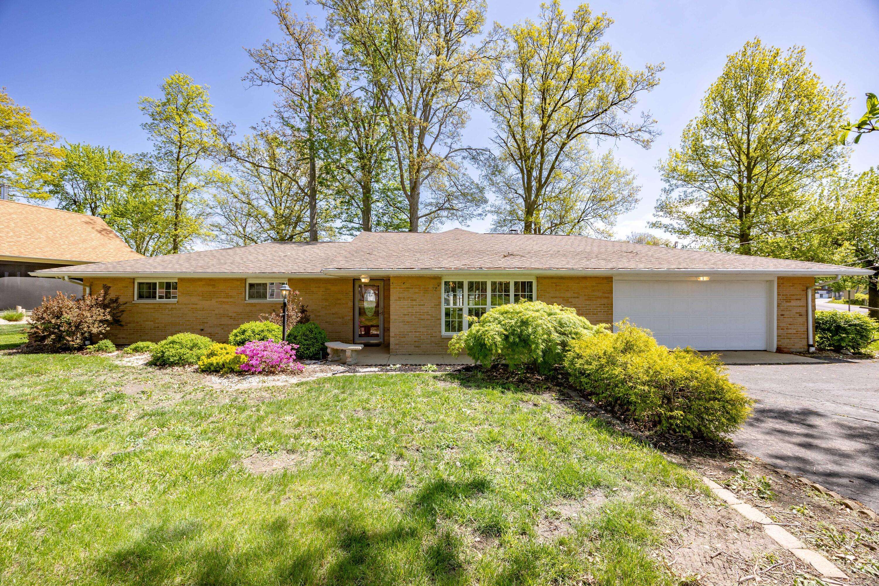 Huntsville, OH 43324,9342 OH-368