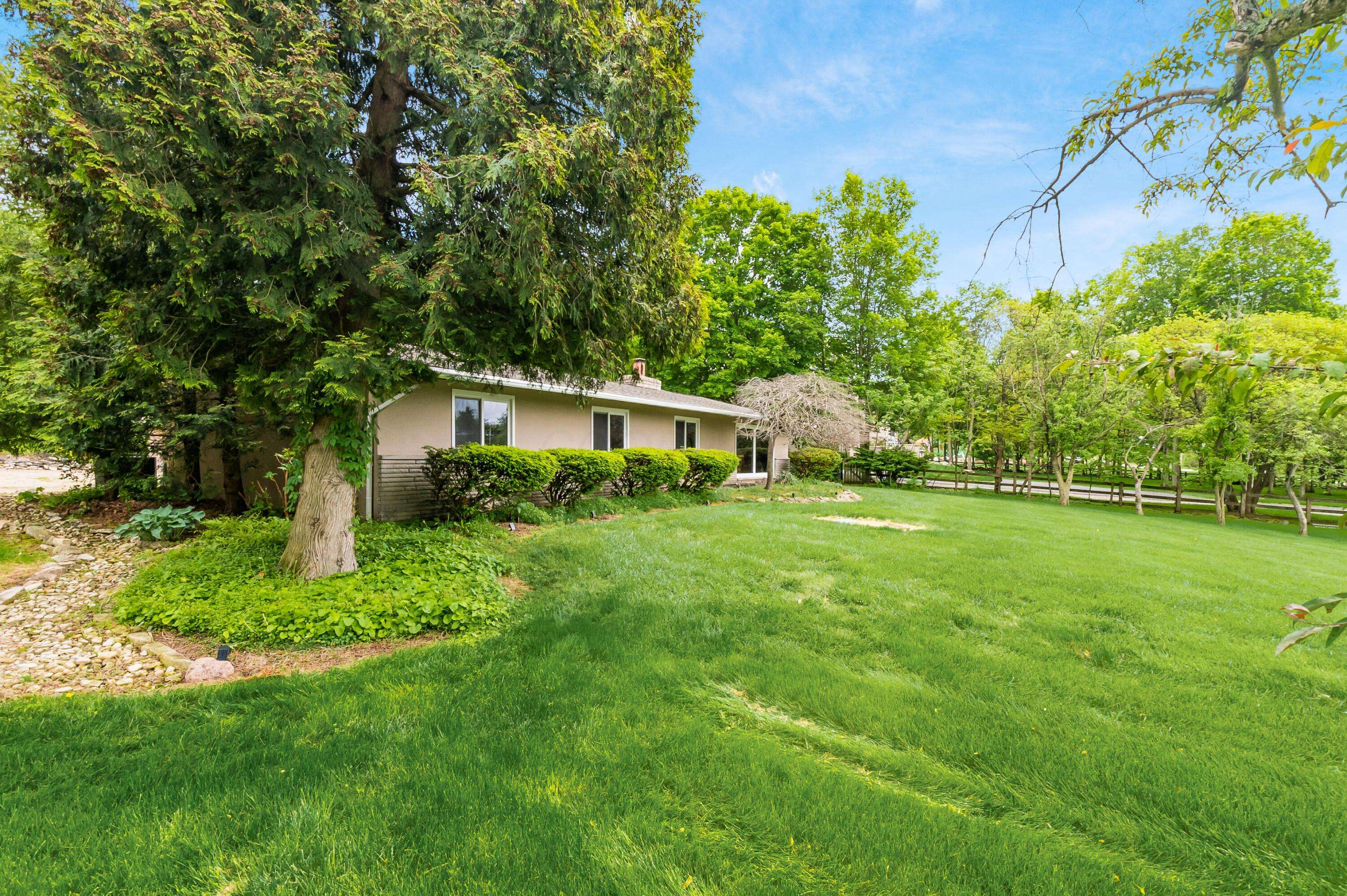 Powell, OH 43065,7321 Riverside Drive