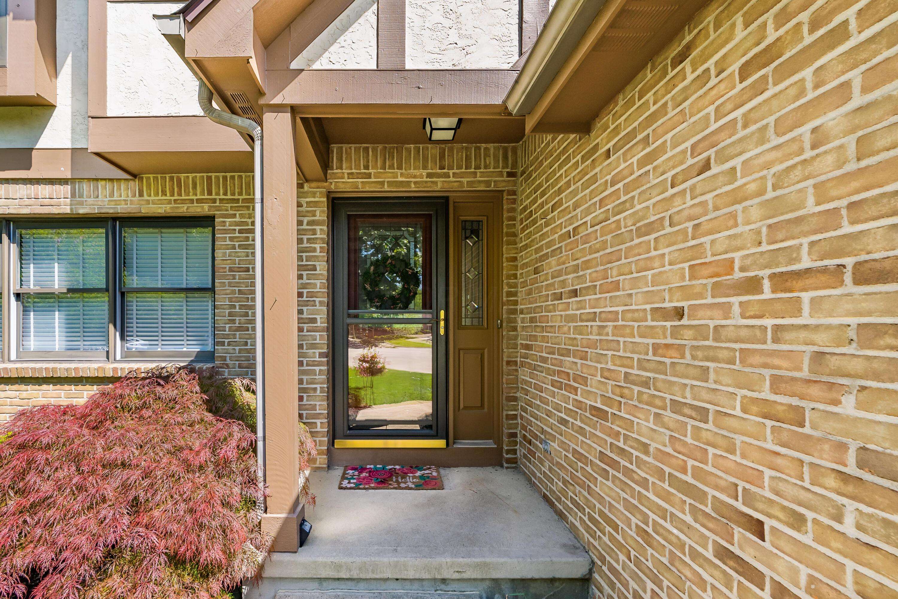 Columbus, OH 43235,8200 Markhaven Drive