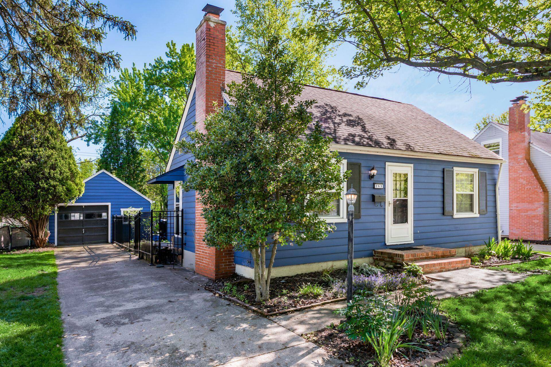 Columbus, OH 43214,263 E Beaumont Road